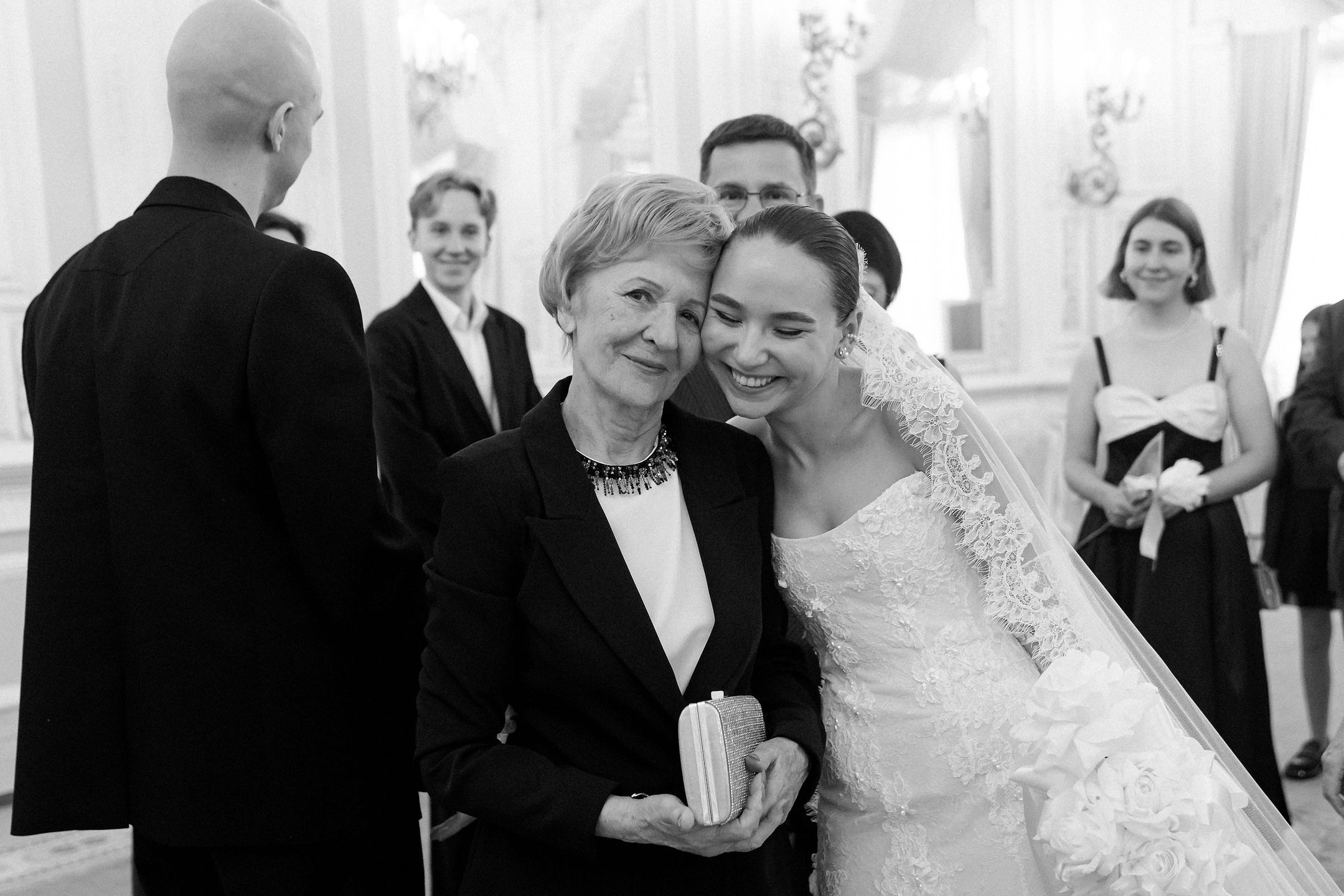 Вова и Лиза. Питер. Гранд Отель Европа, 1 дворец бракосочетания и особняк Мясникова. Свадебный фотограф Катерина Чулкова