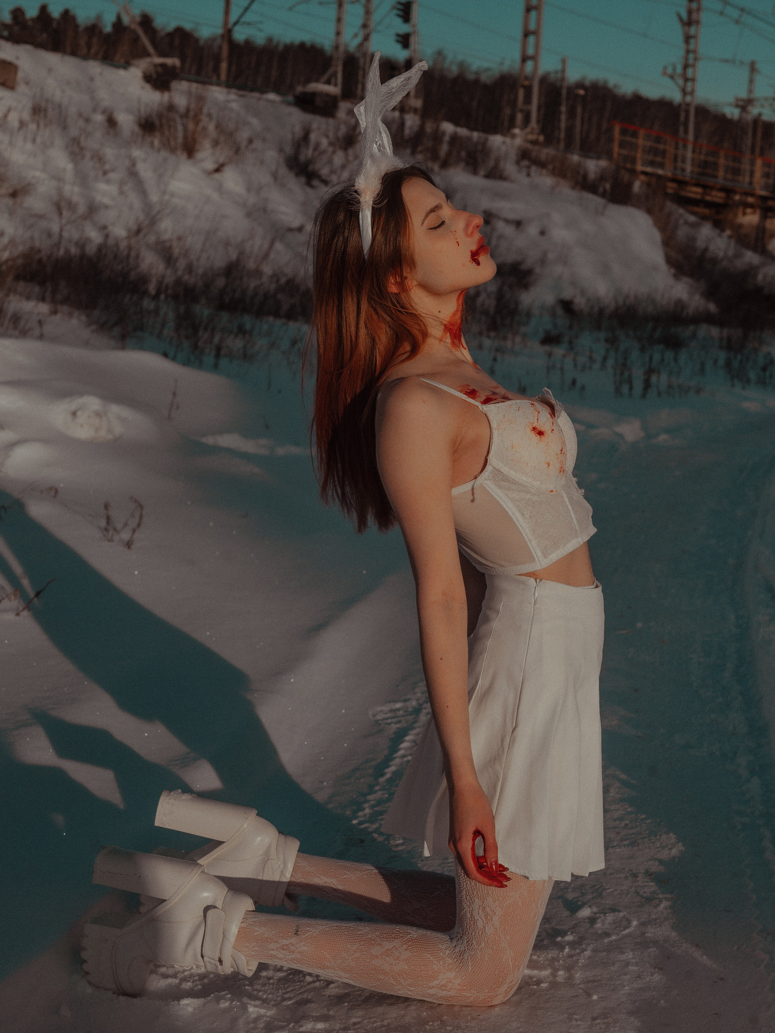 Анна. Женский фотограф. Создатель украшений ручной работы. Модель