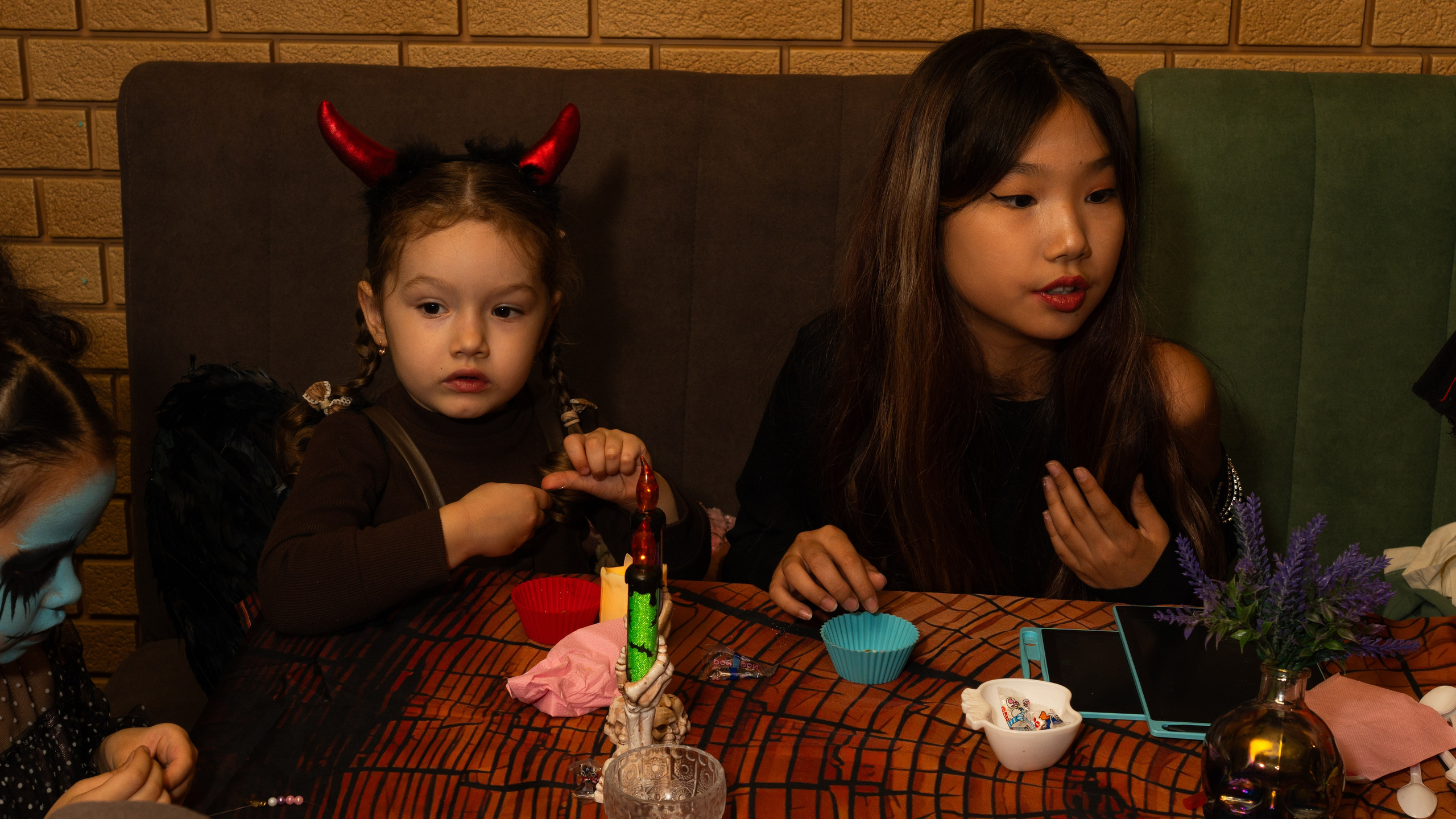 '25 Halloween at Kofebara. Stan Sidel’s Art