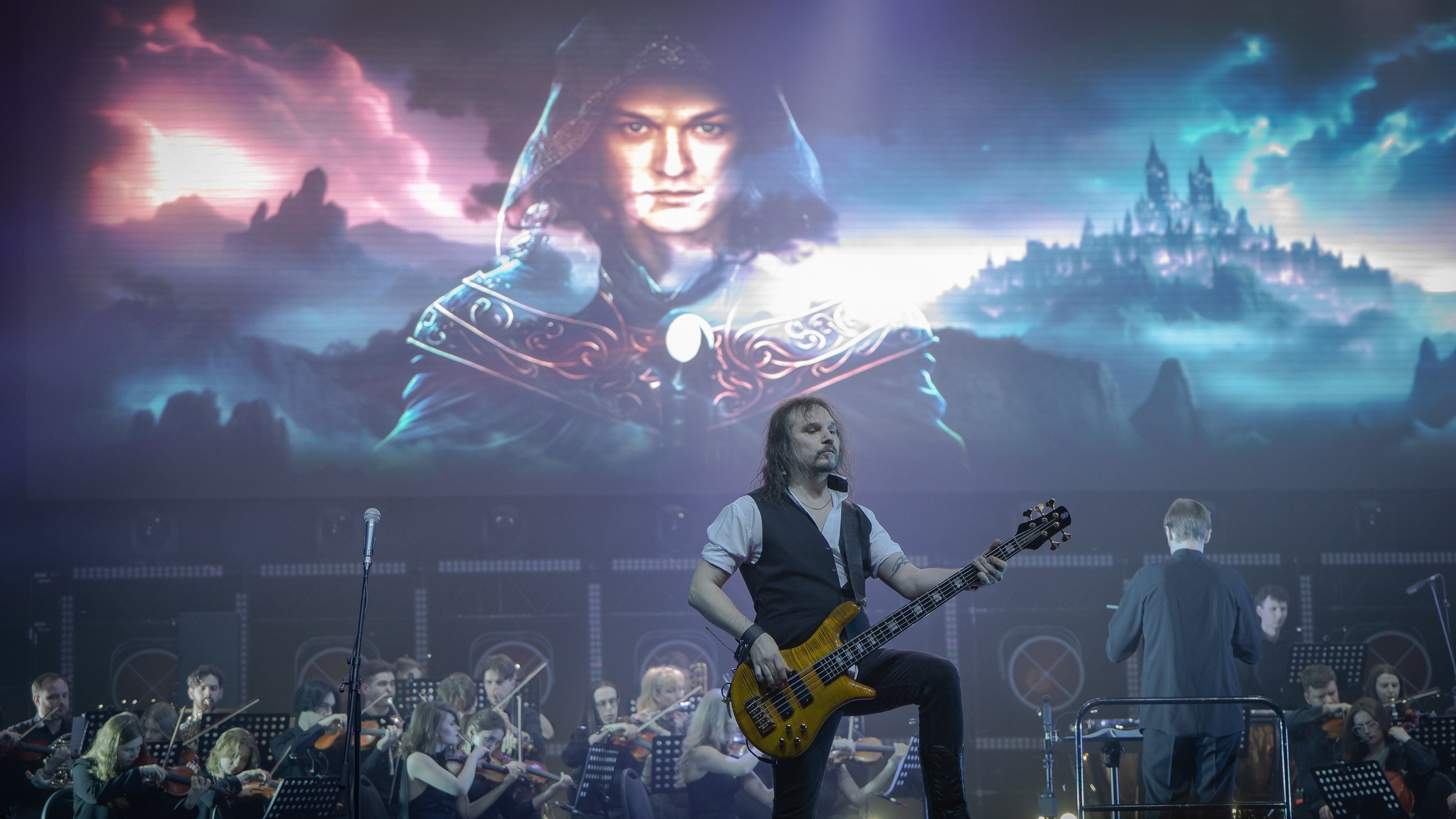 Эпидемия. Симфоническая рукопись. Москва. Фотограф. г. Южно-Сахалинск. Олег Толстов