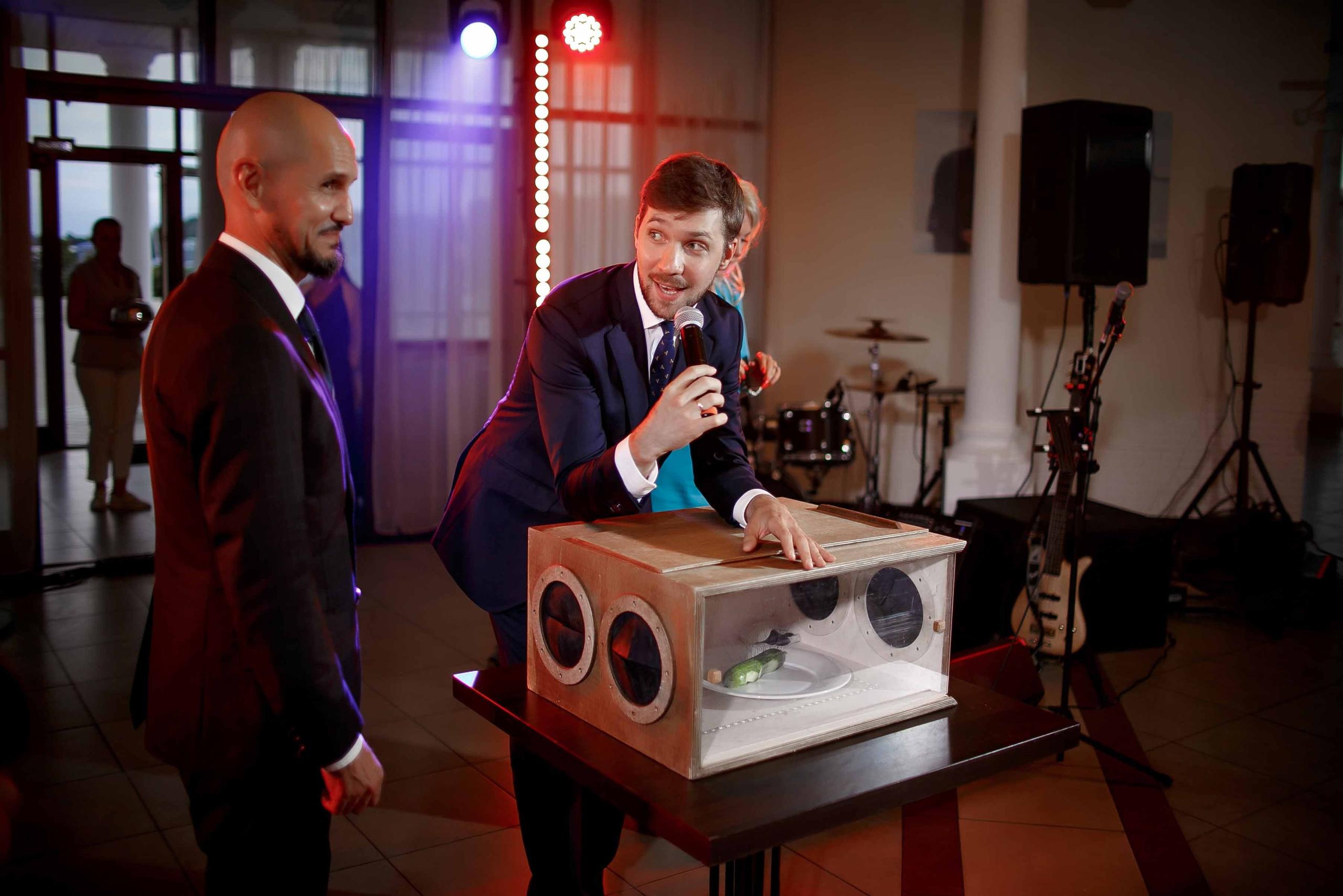 Площадка «Кафе Миллениум». Ваш репортажный фотограф Артемий Антонов