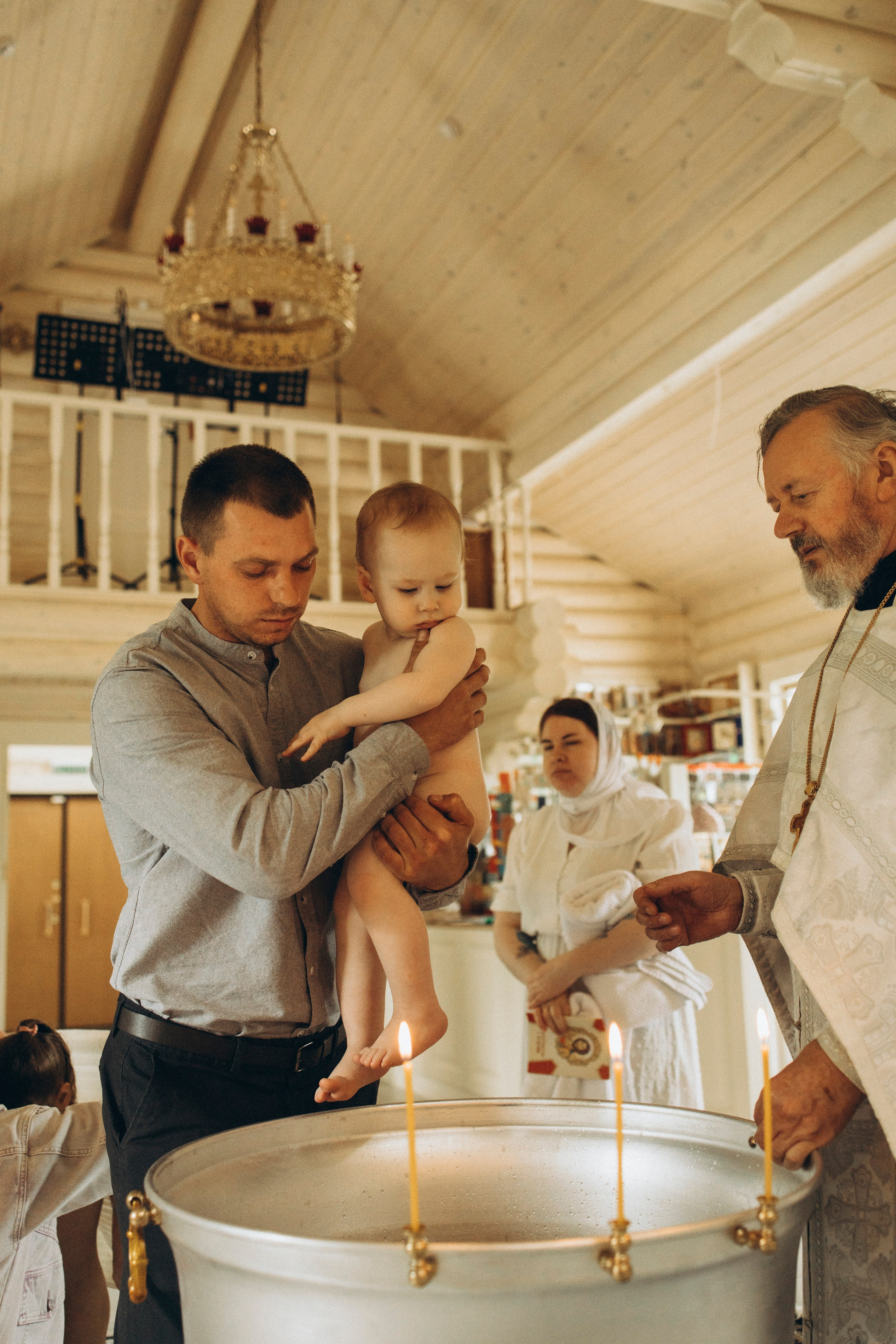 Таинство крещения. Lifestyle семейный и детский фотограф в Омске Иванова Екатерина