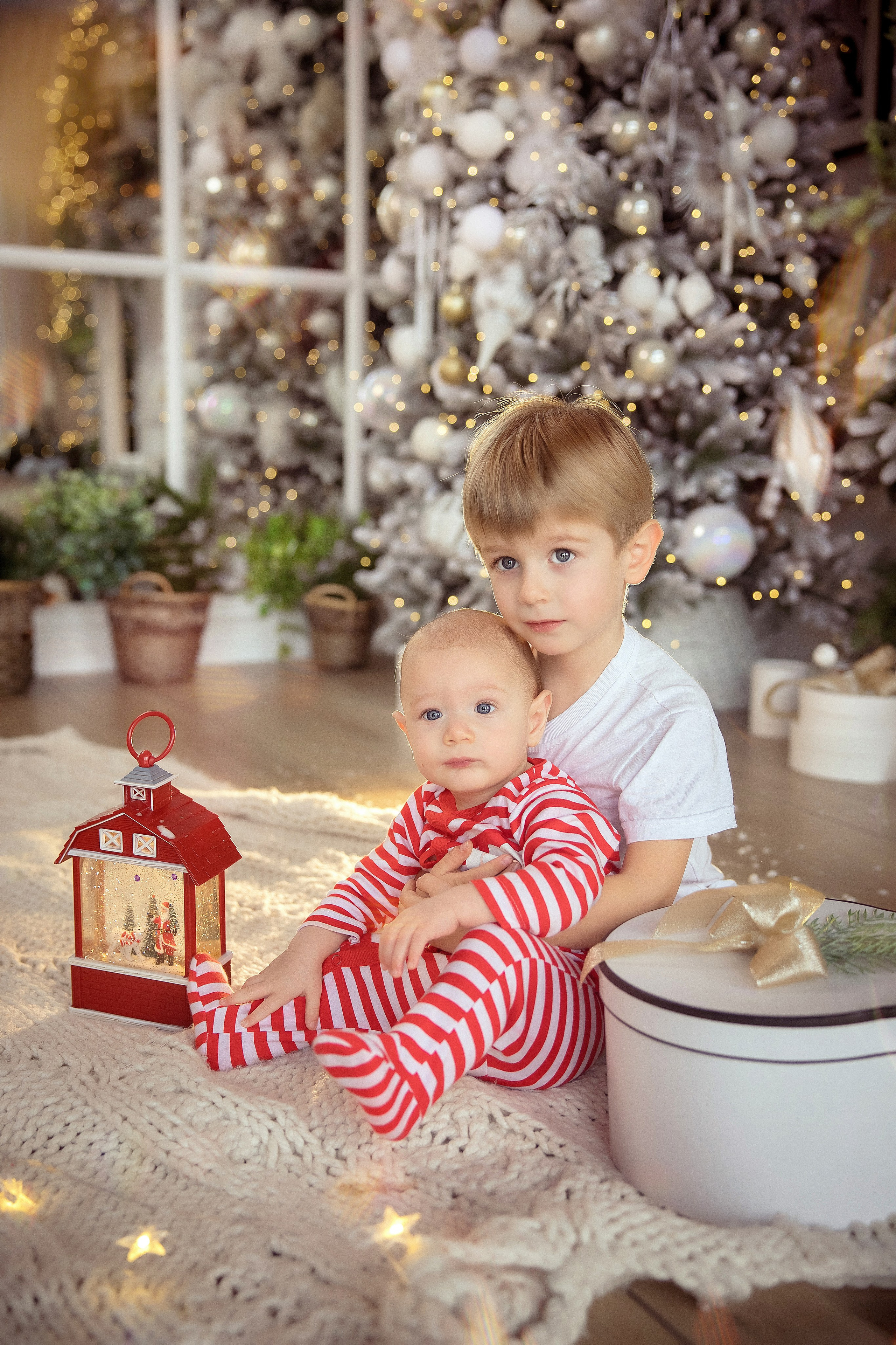 Максим, Ирина, Сёма и Захар. Фотограф на крещение и венчание