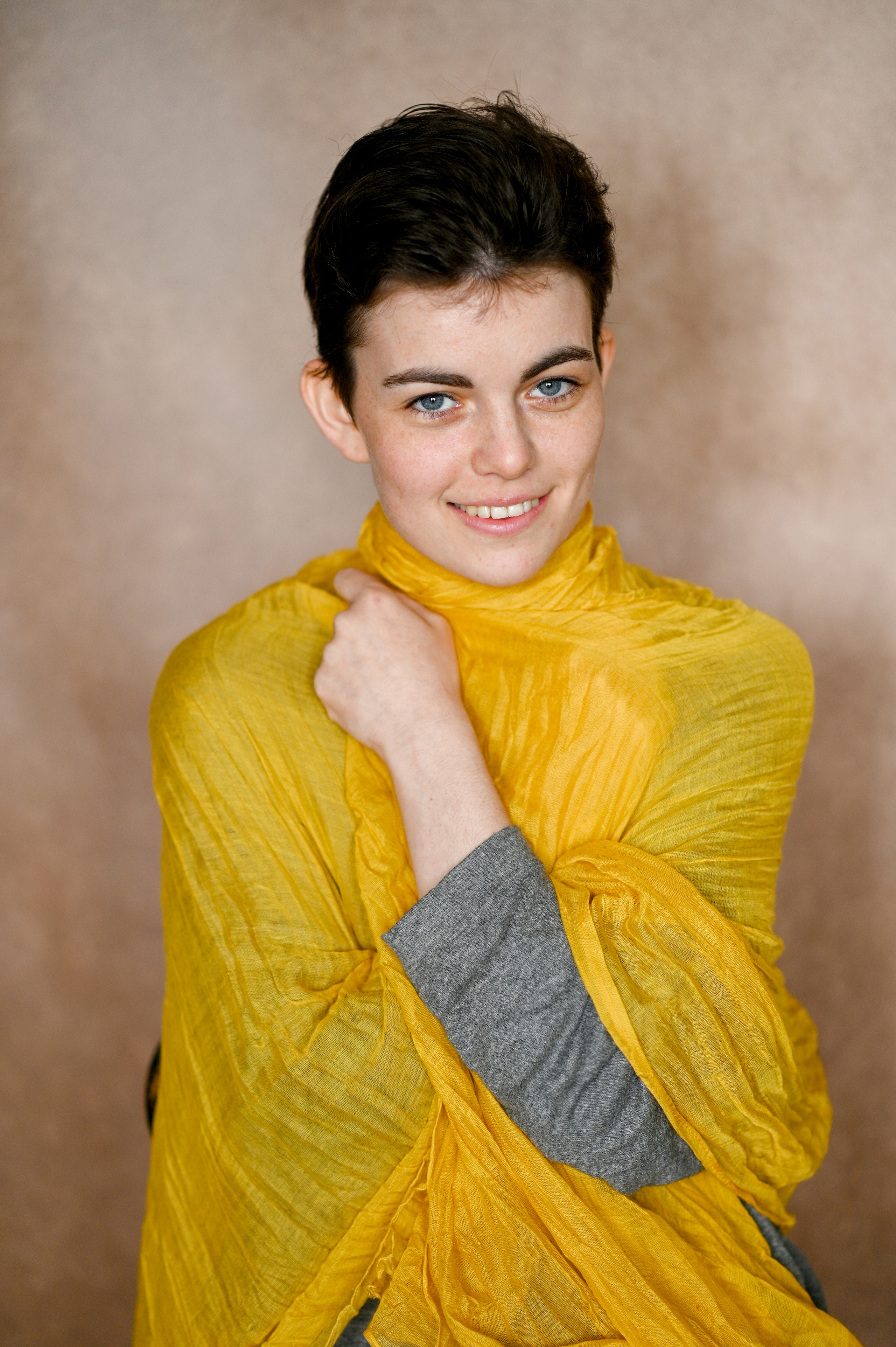 Портрет с палантином. Детский и семейный фотограф в Москве Ульяна Федорова