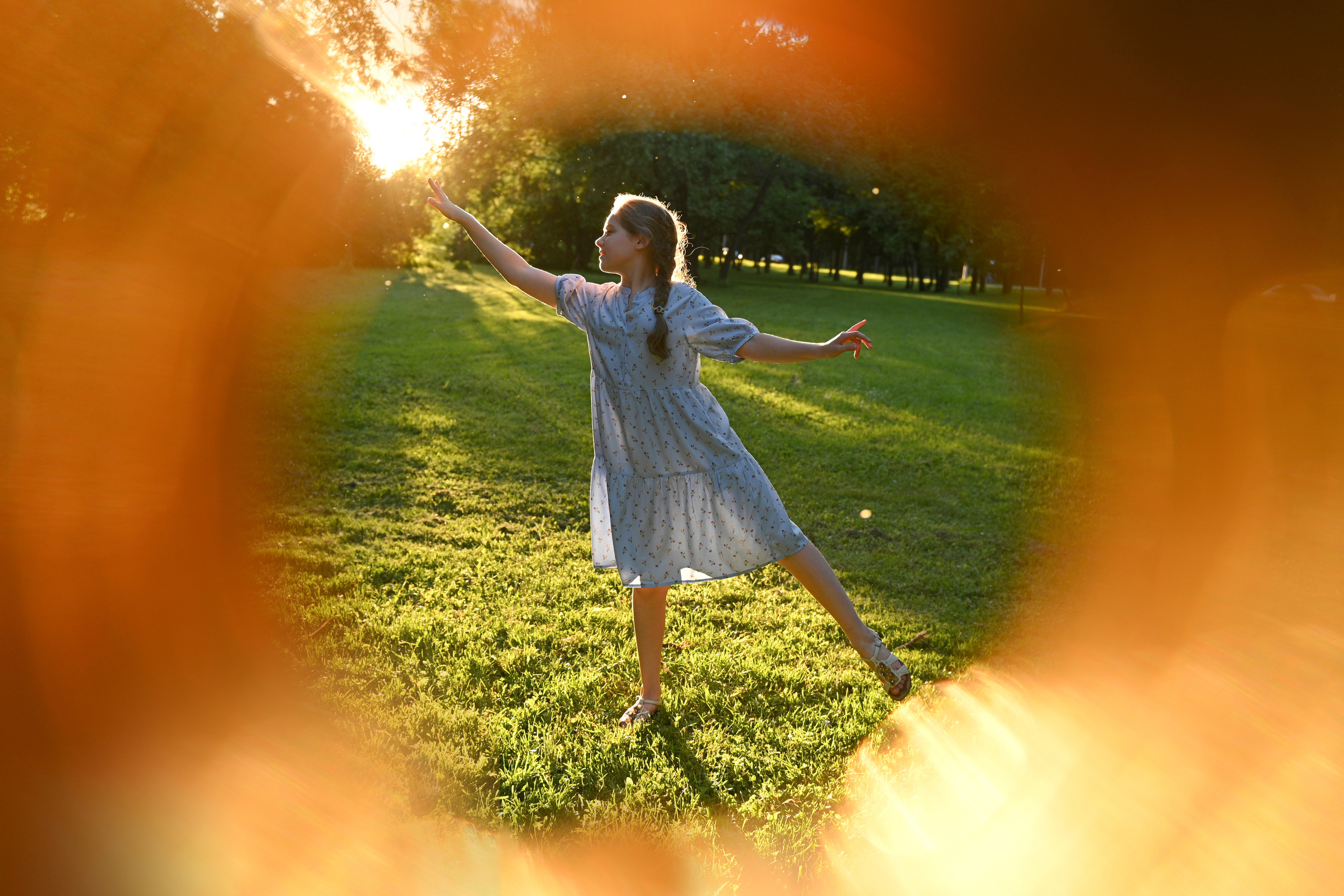 Летняя прогулка для Вероники и Любаши. Детский и семейный фотограф в Москве Ульяна Федорова