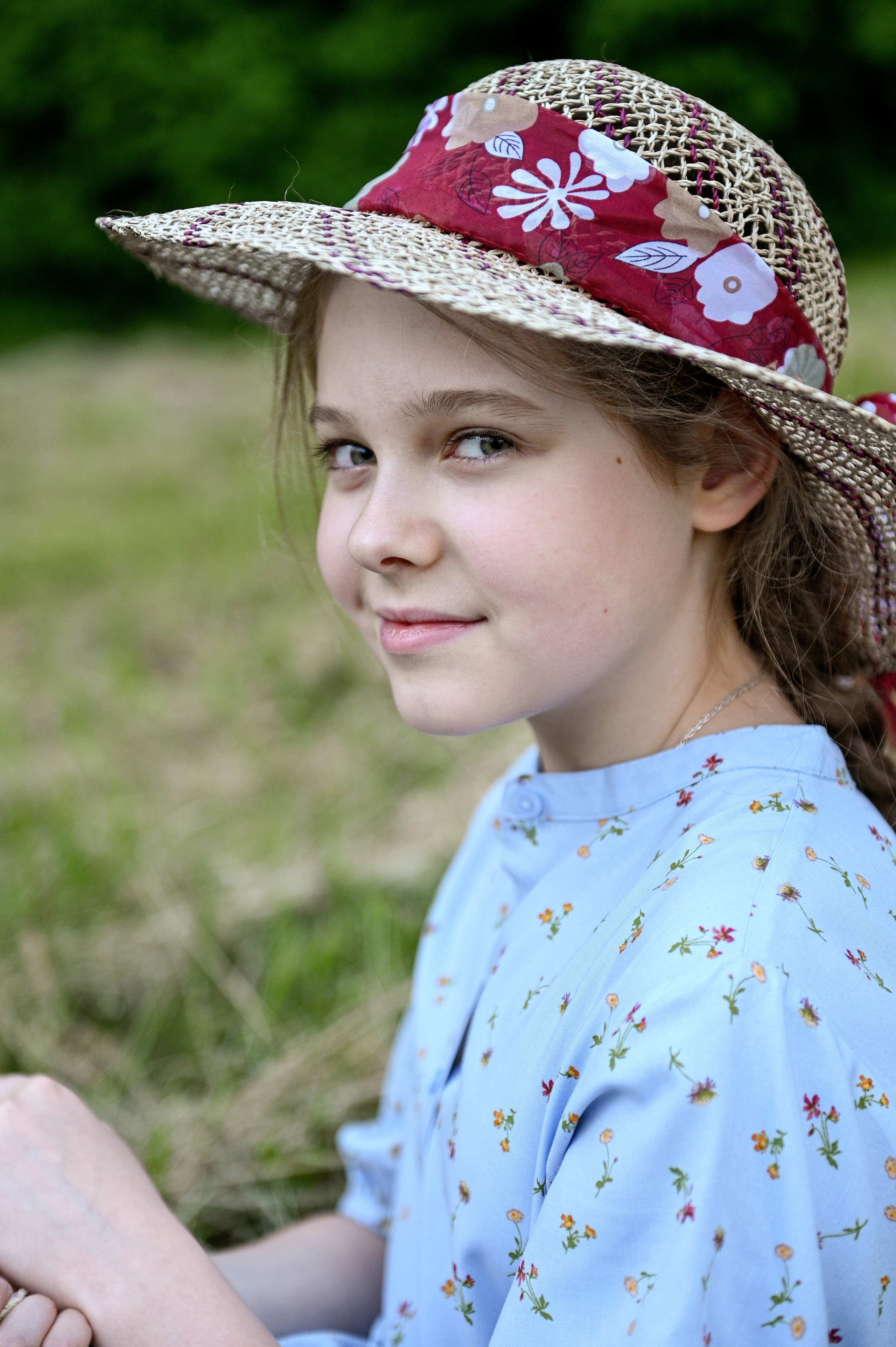 Летняя прогулка для Вероники и Любаши. Детский и семейный фотограф в Москве Ульяна Федорова