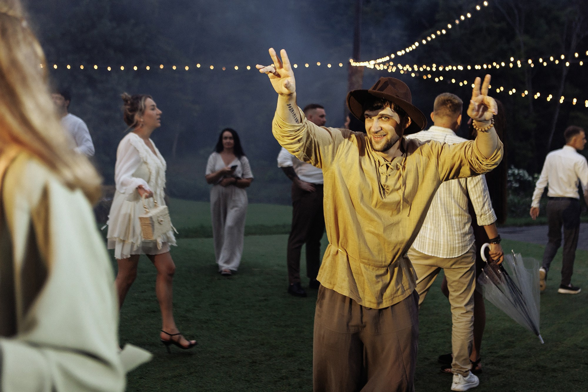 Костя и Даша 1.08.25. Свадебный фотограф Владивосток Алина Гевондова