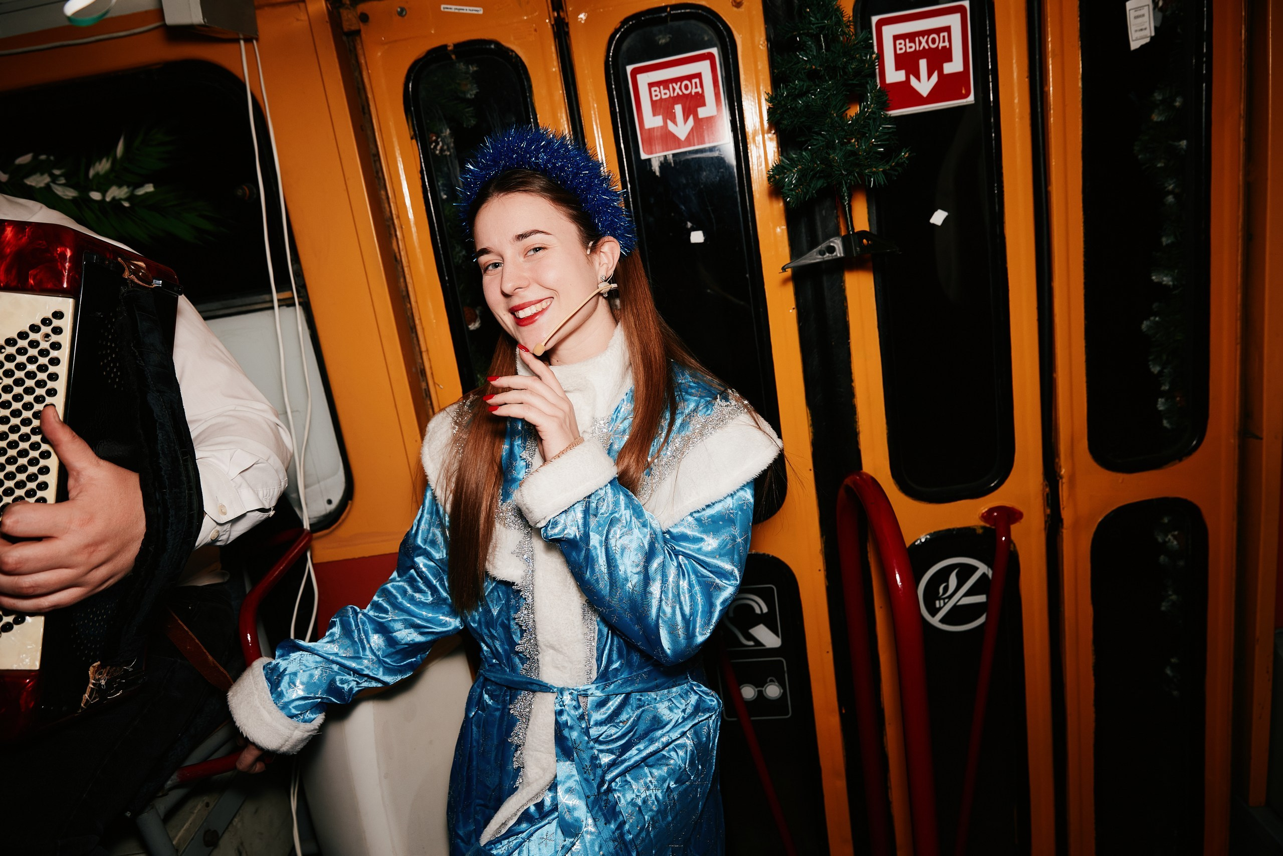 Новогодний трамвай 2026. Свадебный репортажный фотограф краснодар максим дремов дрёмов фотосессия студия цена