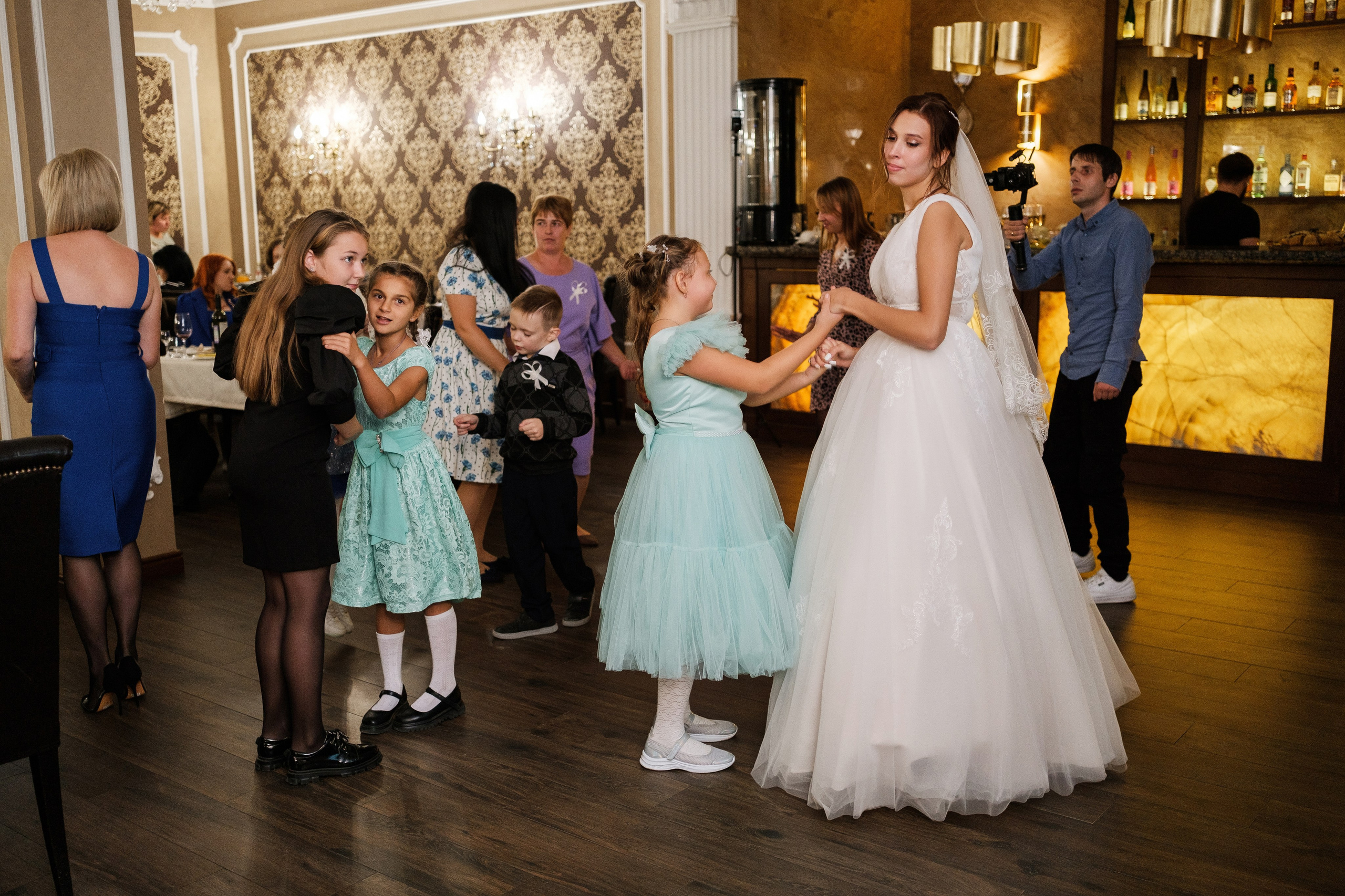 Дмитрий и Александра. Свадебный фотограф | репортаж | праздники | крещение