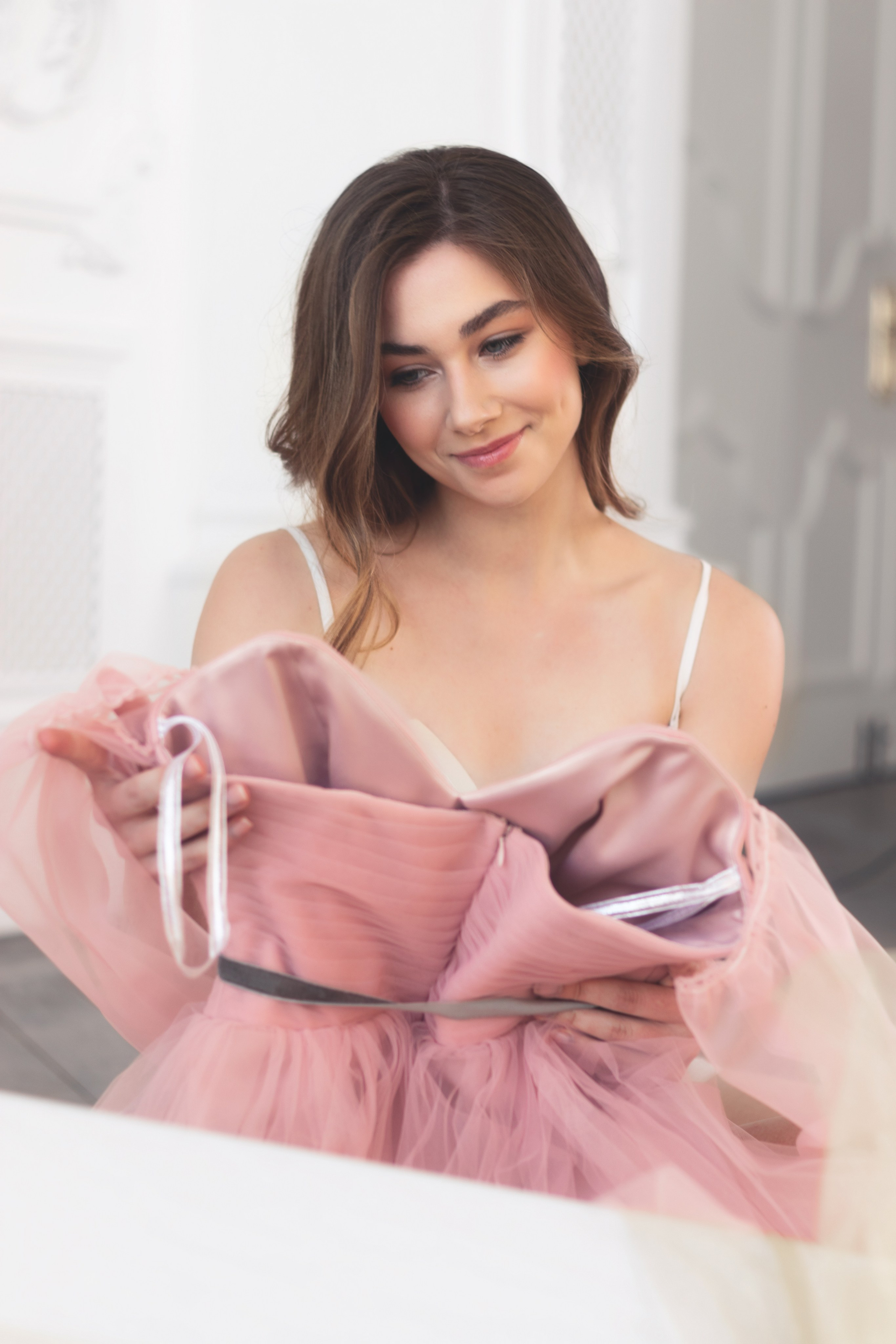 СЪЕМКА С МОДЕЛЬЮ. Предметный фотограф в Москве