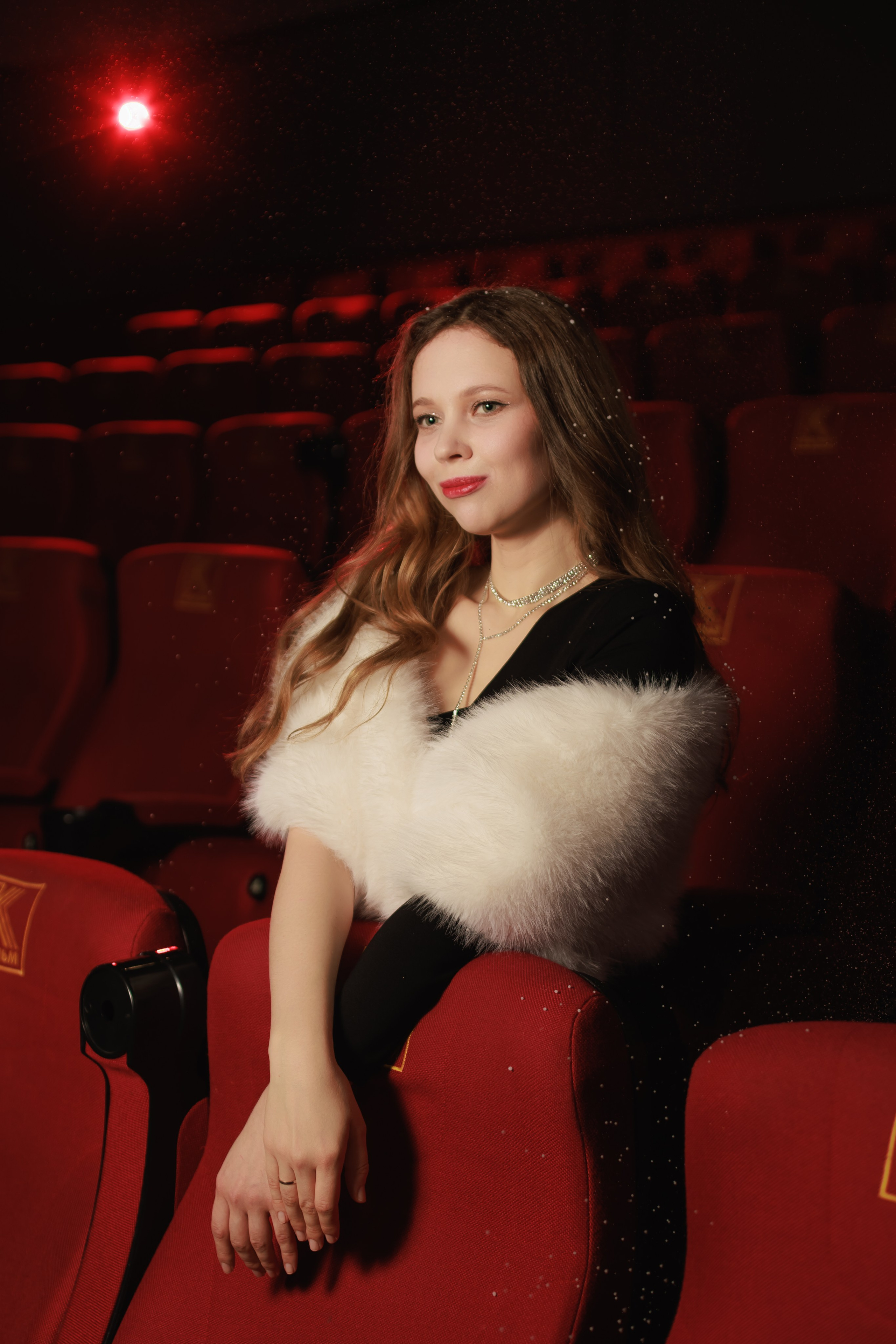 Ph: @aleksandr.spb.ru Md: @dnevzorova Org: @creative_photoday Cinema: @karo. Александр спб ру фотограф