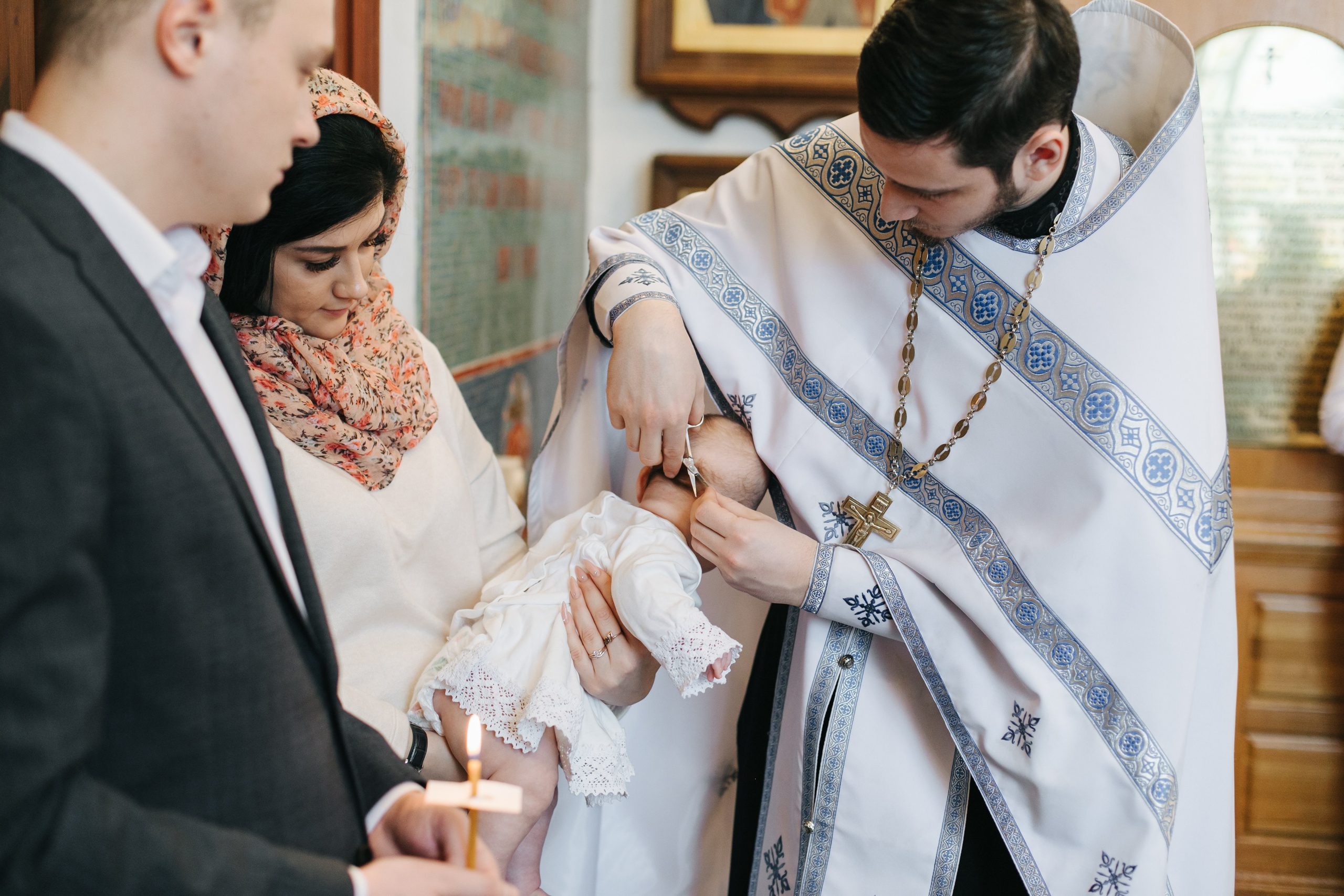 Крещение Храм Спаса Нерукотворного Образа г. Всеволожск. Фотограф на крещение в Санкт Петербурге