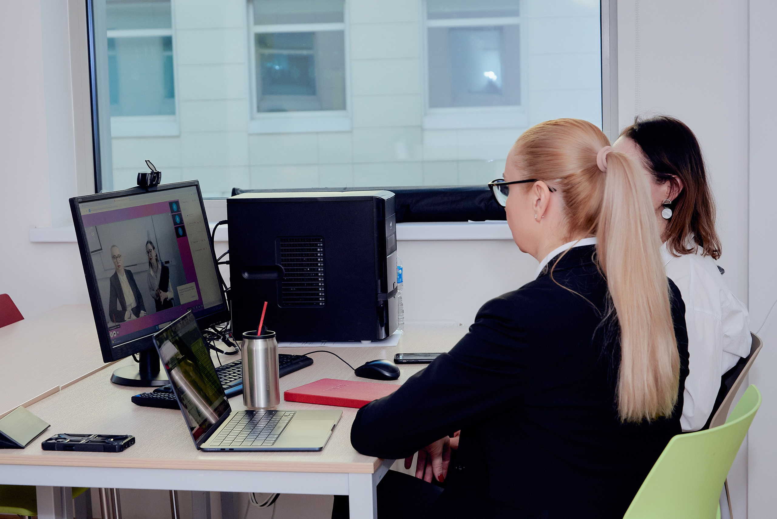 Он лайн лекция в ВШЭ. Наталия Дианова — фотограф для брендов и экспертов в Москве