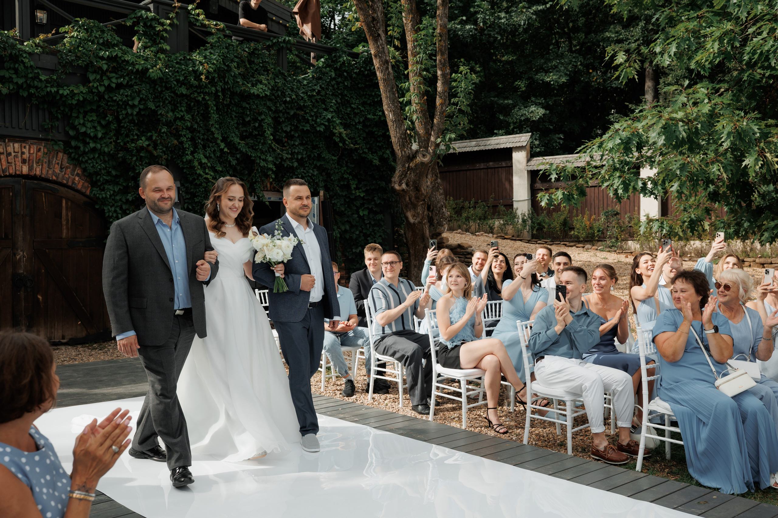 Свадебная фотосессия в отеле Сенешаль. Свадебный и репортажный фотограф (Москва, Королев и другие)