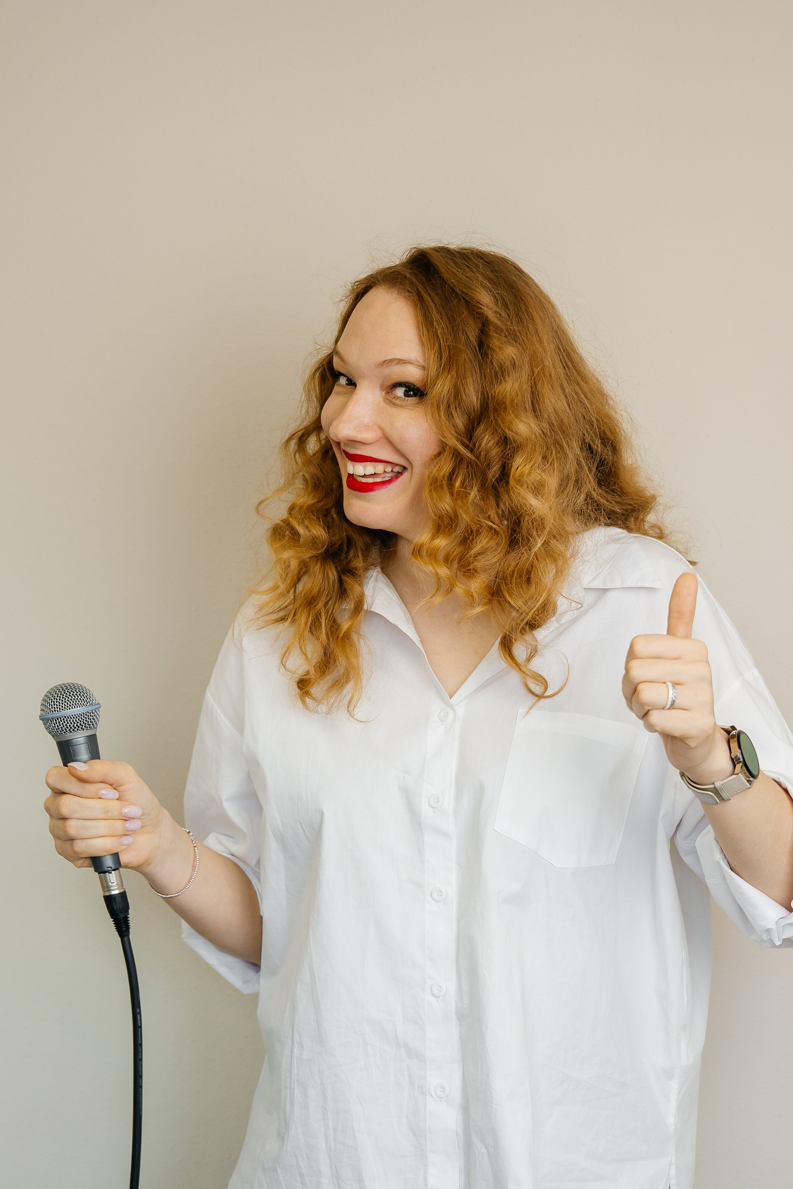 Конент фотографии для вокальной студии. Предметный фотограф в Горячем Ключе Вера Швец