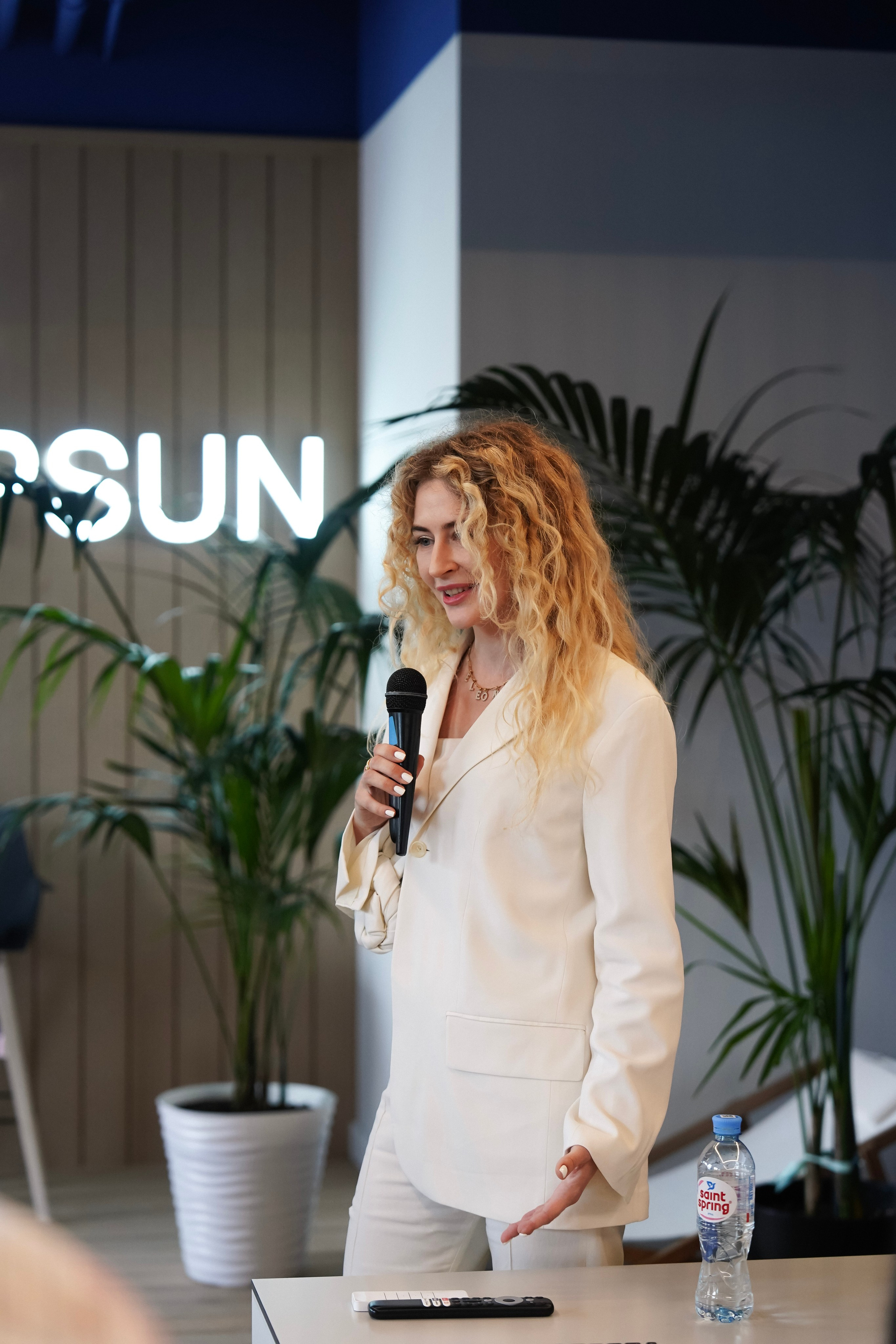 Открытие салона Corpsun / для HiHome. Фотограф с психологическим образованием