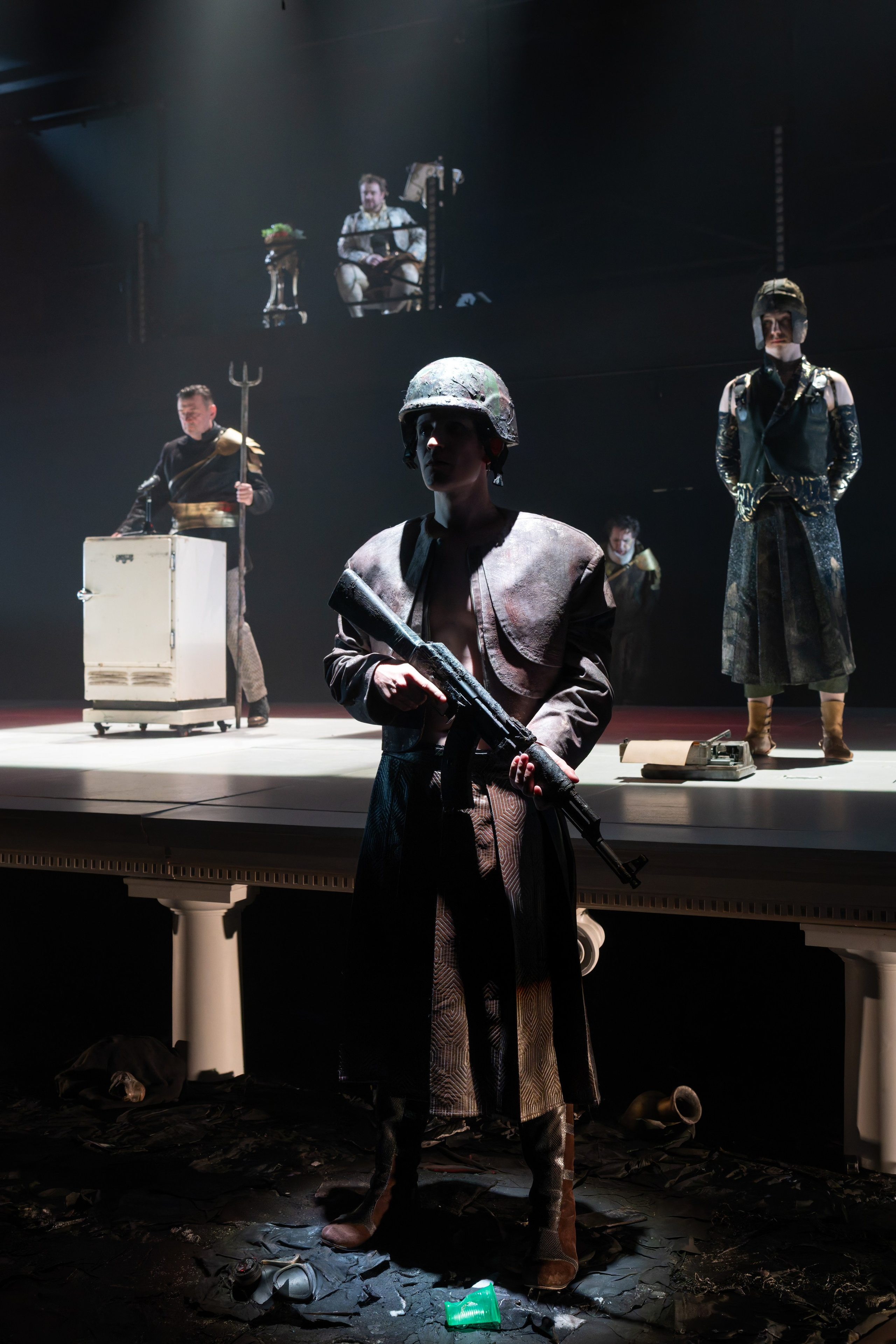 Театр Шалом: Лисистрата. Сайт фотографа Сергея Абрамова