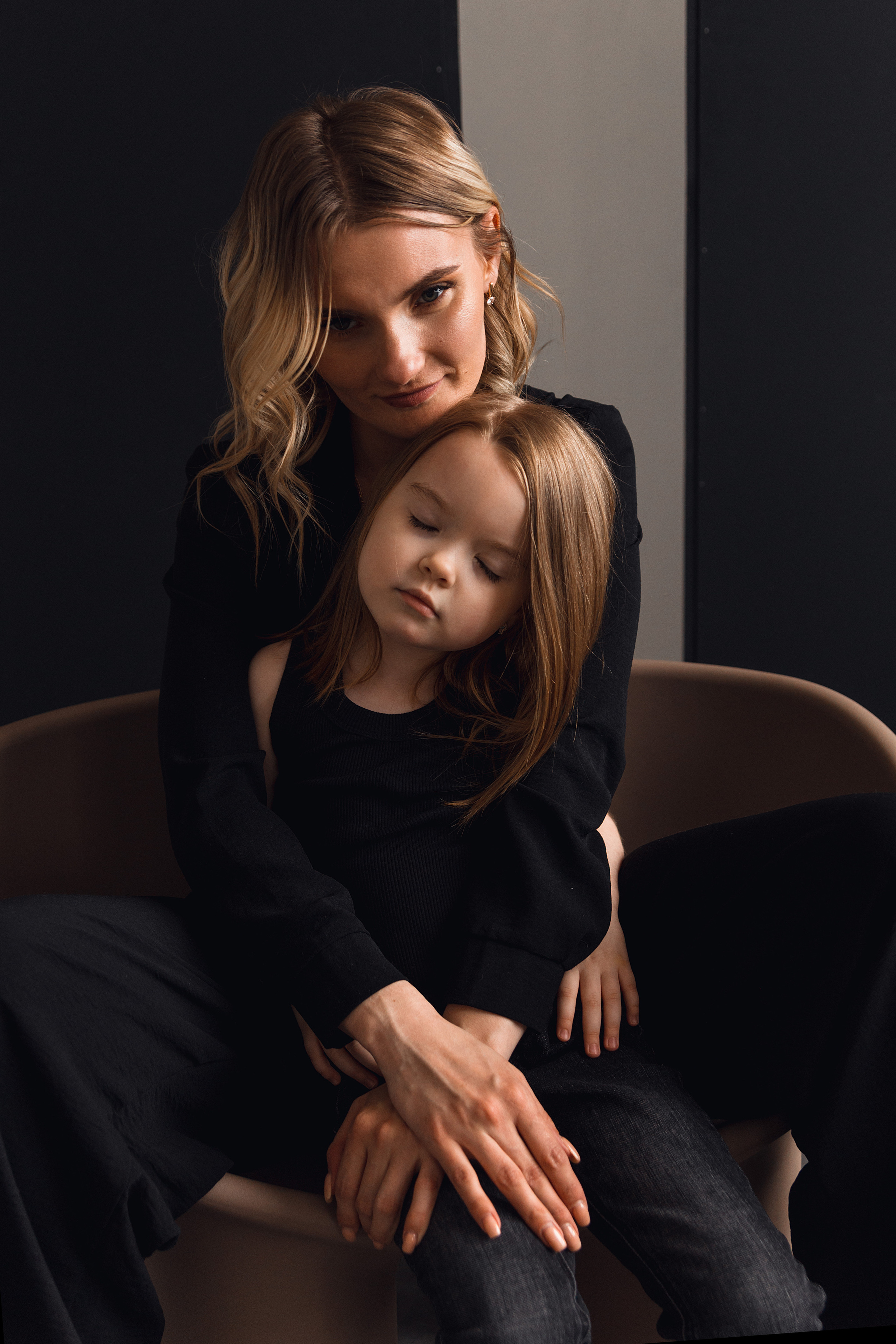 Валерия и Злата. Фотограф Кемерово Анастасия Ларионова