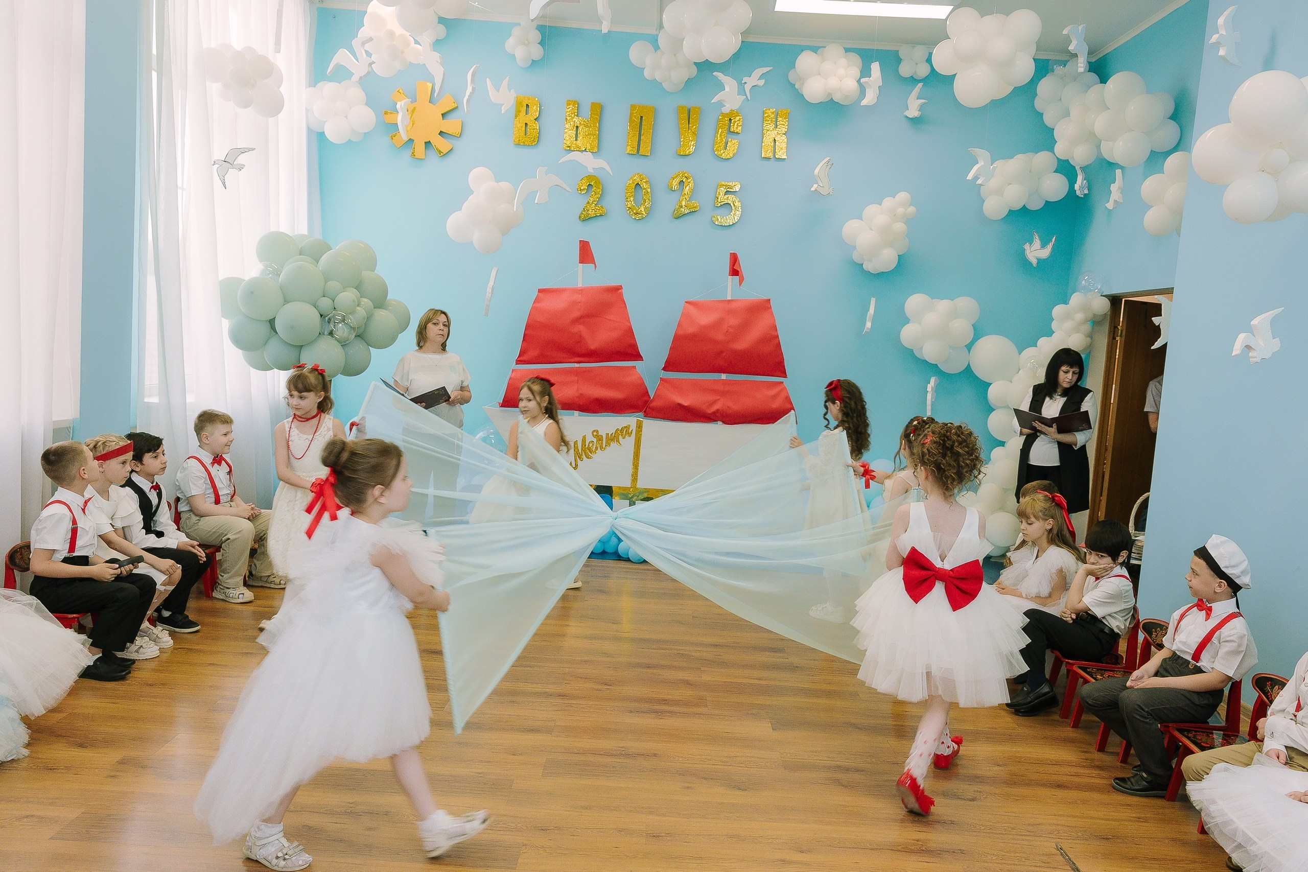 Выпускной 10 ДС. Выпускные альбомы Натальи Бутко: Новороссийск, Анапа, Геленджик