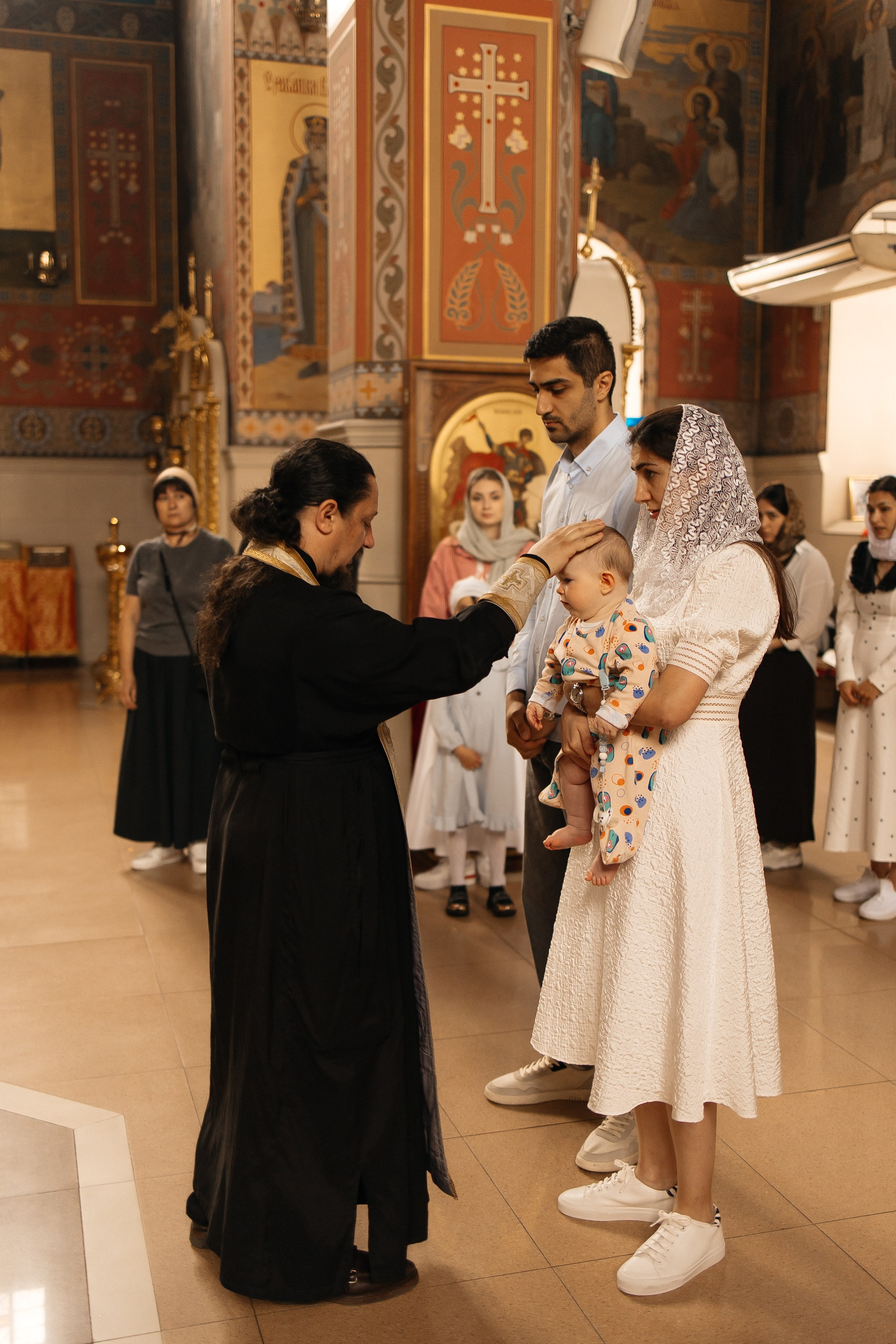 Таинство Крещения Михаила. Семейный фотограф в Краснодаре Храмова Анна