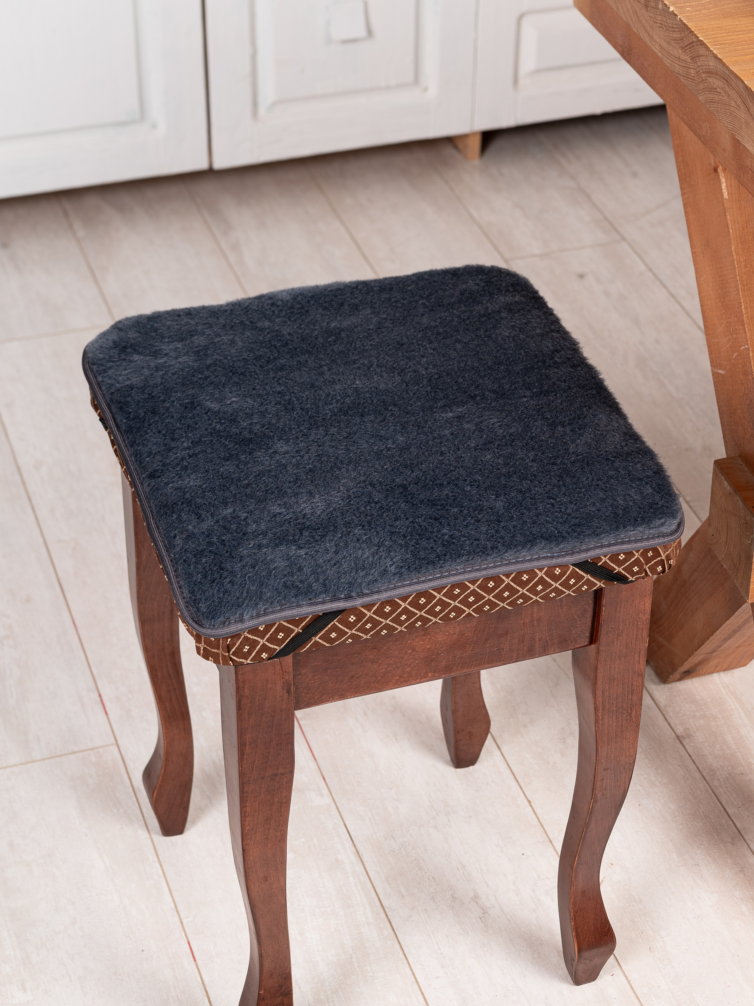 Накидки на стулья. Предметный фотограф, фото для маркетплейсов Пятигорск, КМВ