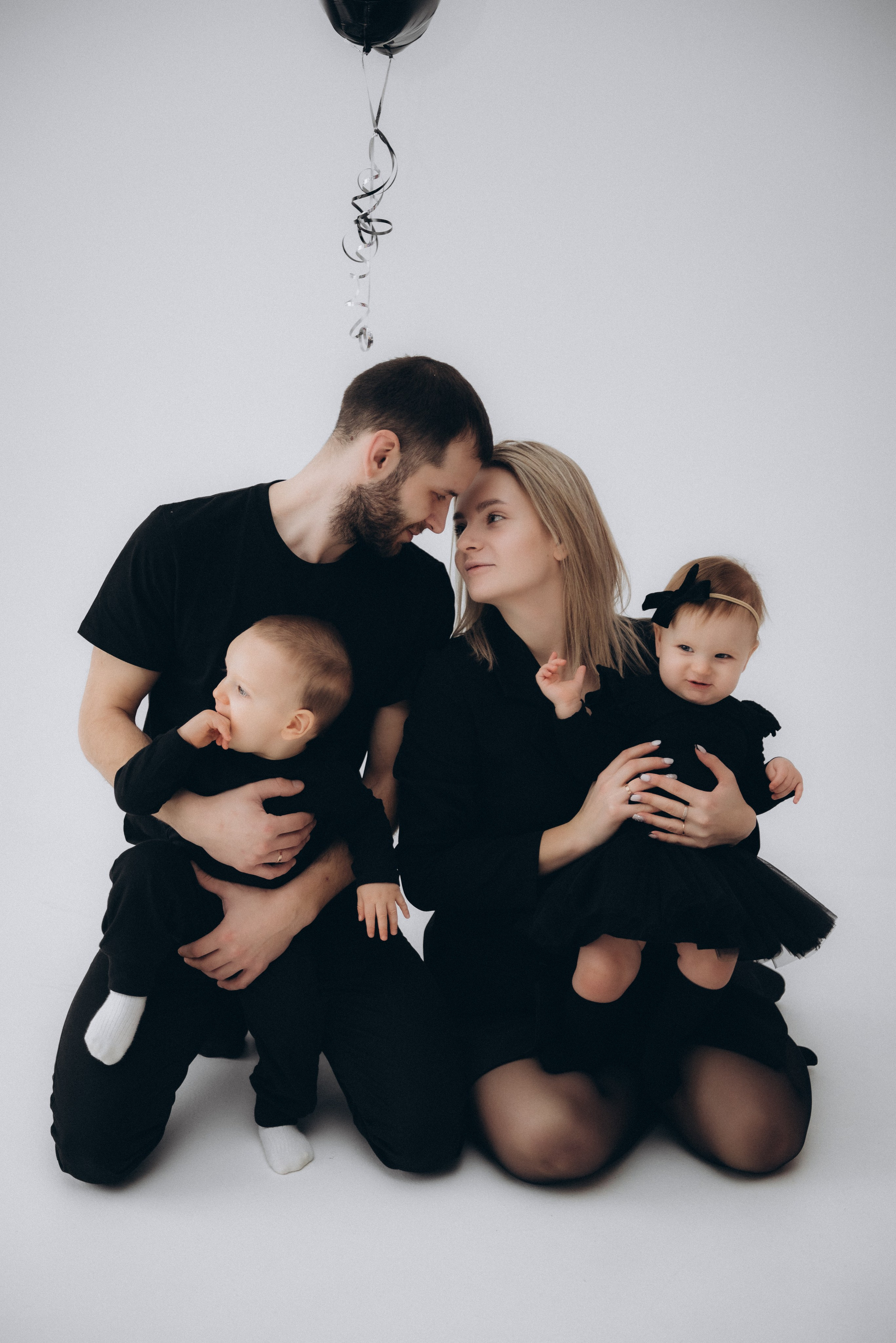 Леша, Лера, Максим, Сережа и Даша. Суханова Регина Фотограф Сергиев Посад