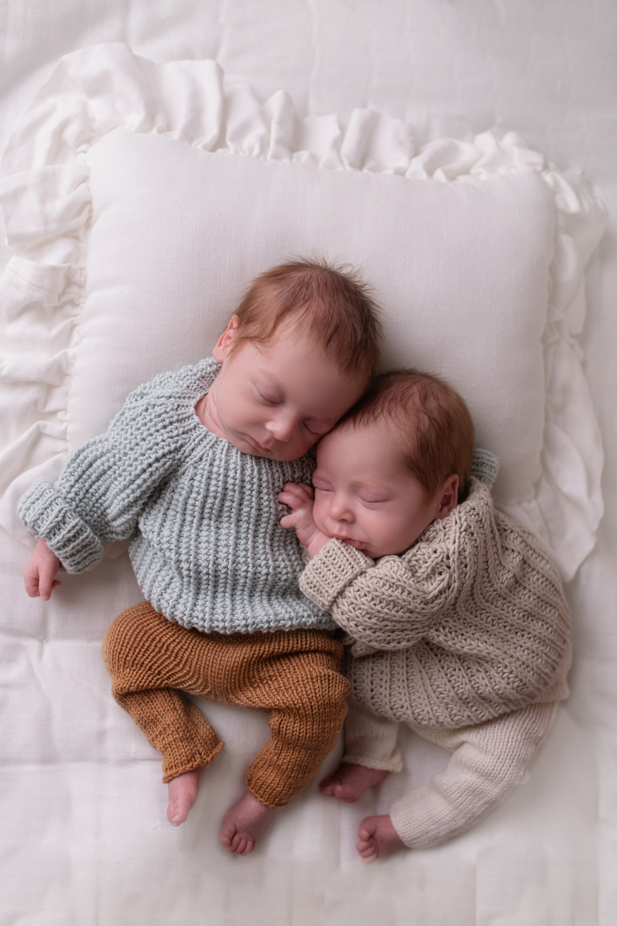 Ярослав и Владислав. Кобякова Мария. Фотограф новорождённых и детей до года город ИРКУТСК