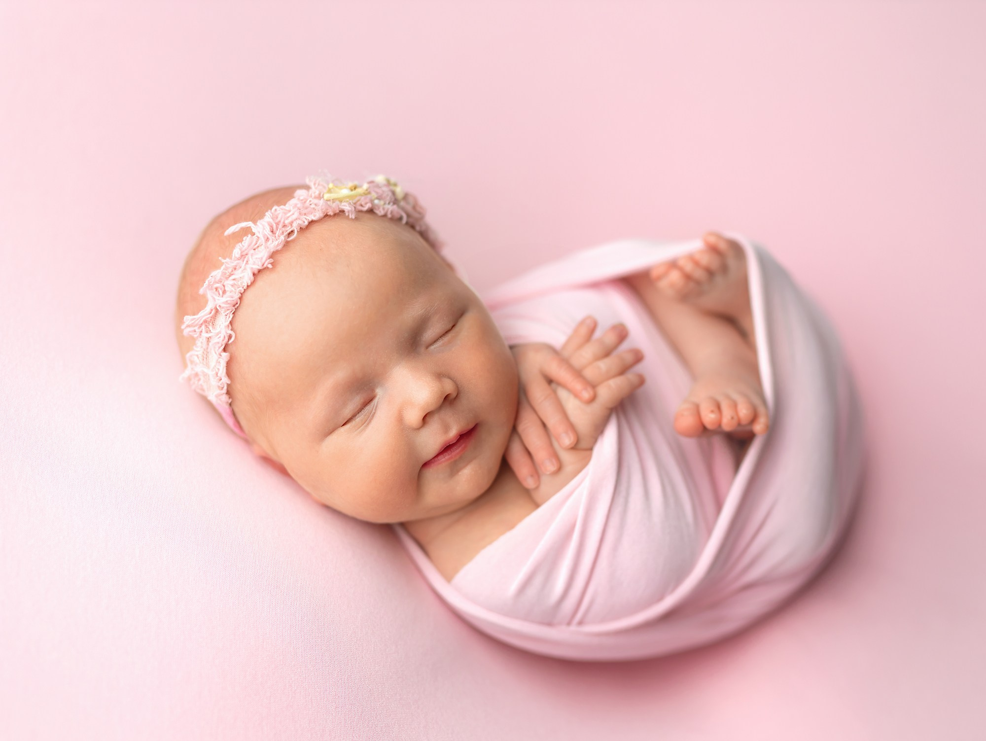 Newborn. Фотограф новорождённых в Казани Нейля Гильмутдинова ньюборн