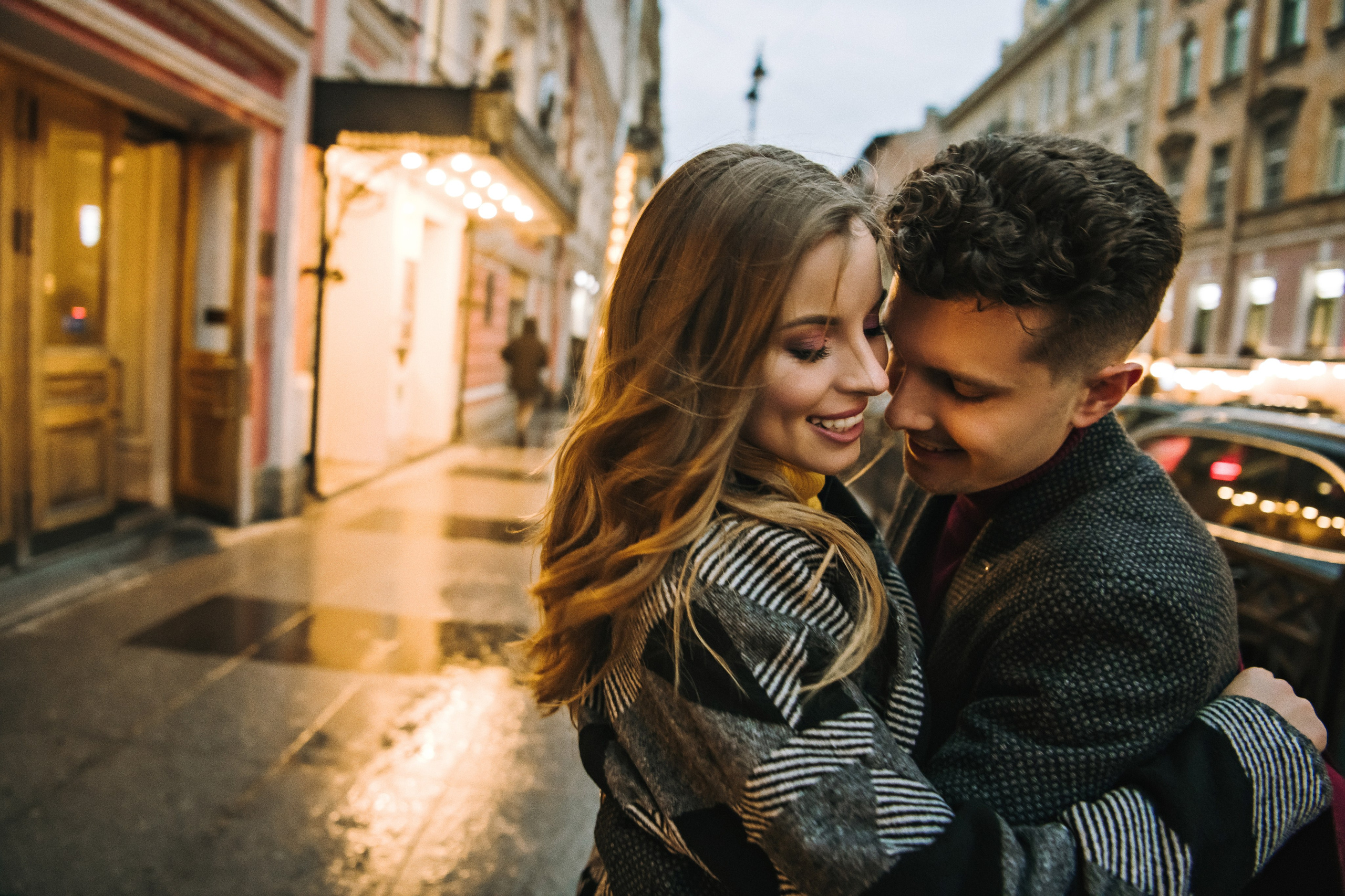 Настя и Игорь. Вечерний центр. Свадебный фотограф в Санкт-Петербурге София Шубик