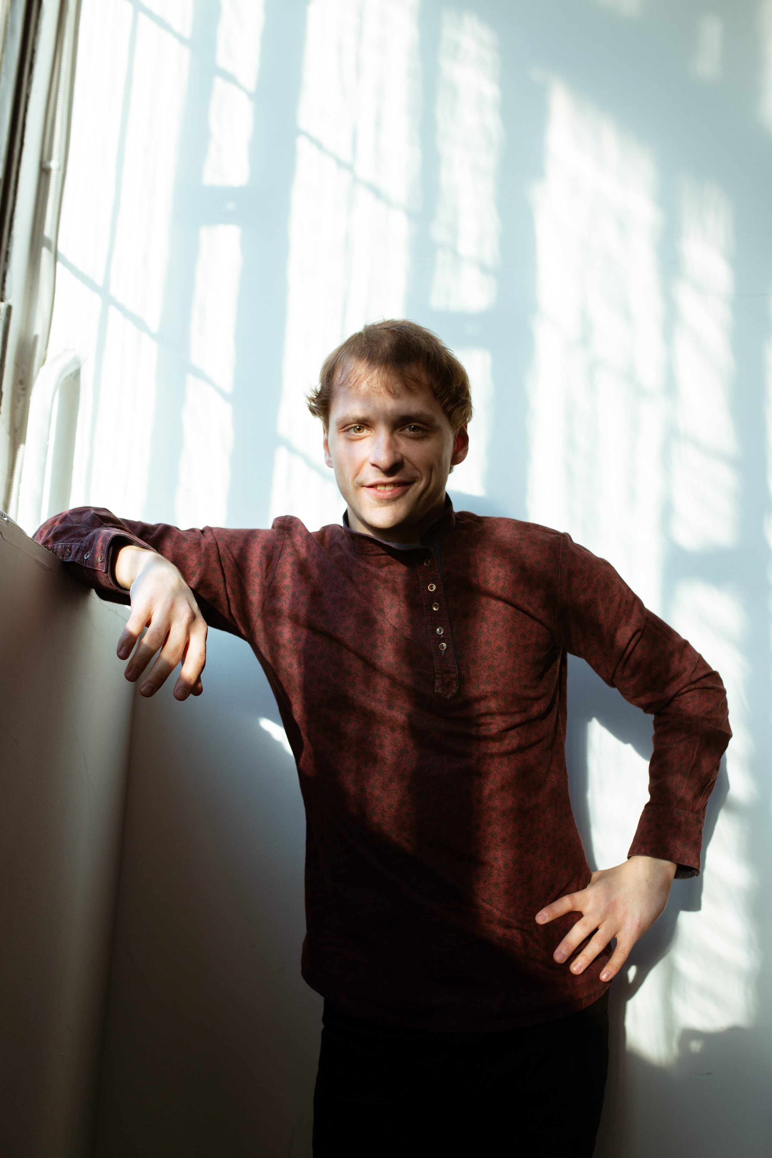 Арсений фотосессия в студии. 10sphoto