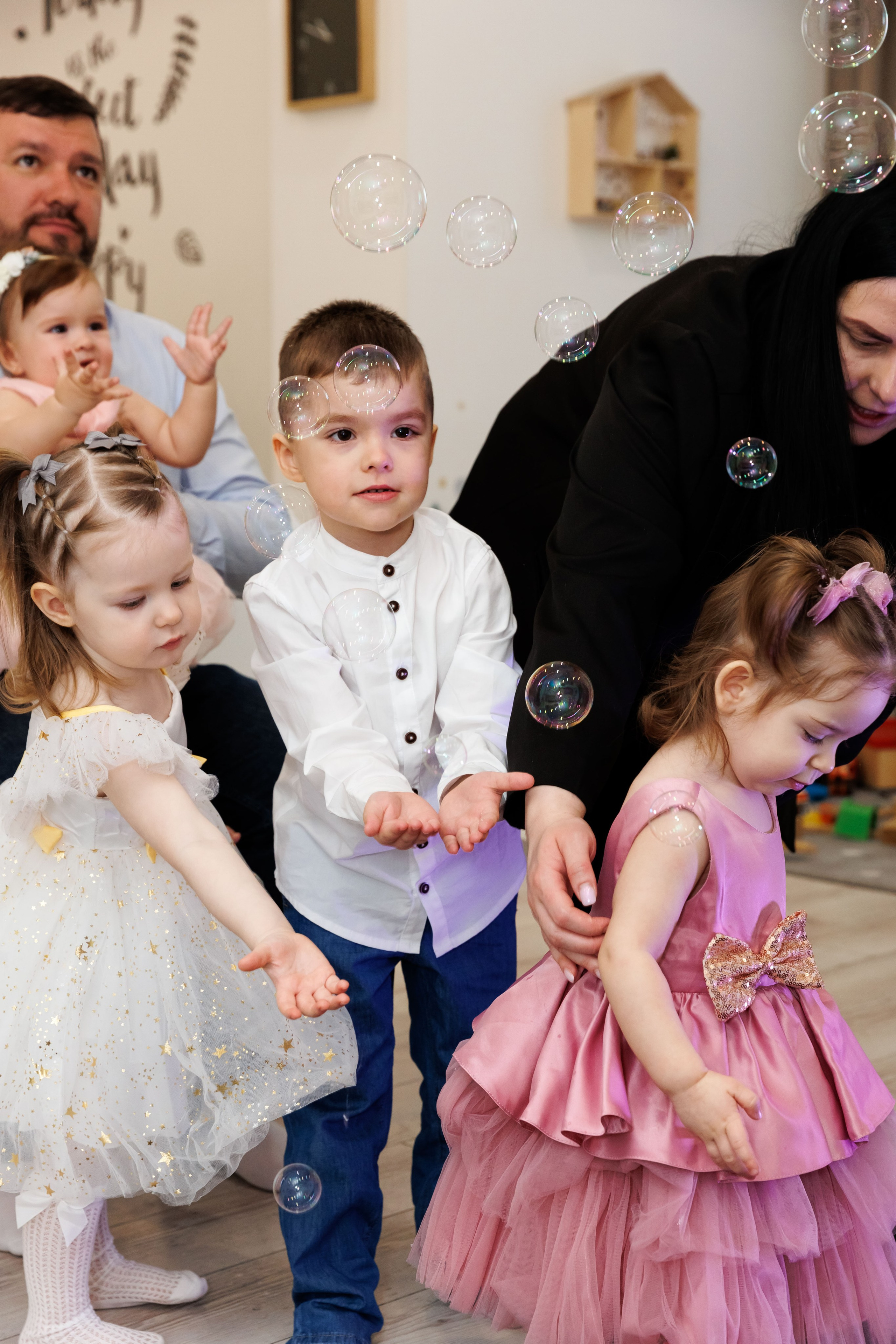 Клуб семейных развлечений Гости. Фотограф Новосибирск — Наталья Гресь