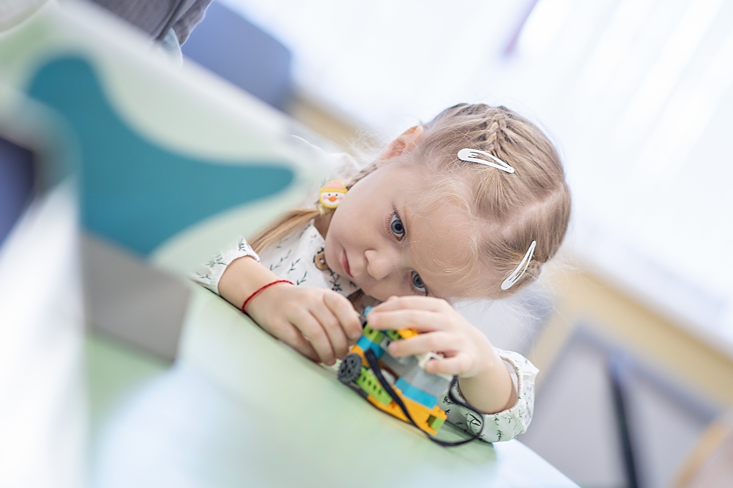 День в саду_ноябрь 2024. Семейный фотограф в Санкт-Петербурге