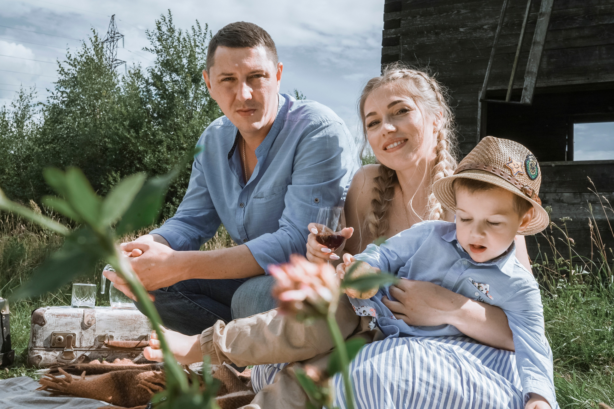 Семейная съёмка на старой Мельнице. Свадебный, семейный и контент фотограф в Санкт- Петербурге Елена Грие