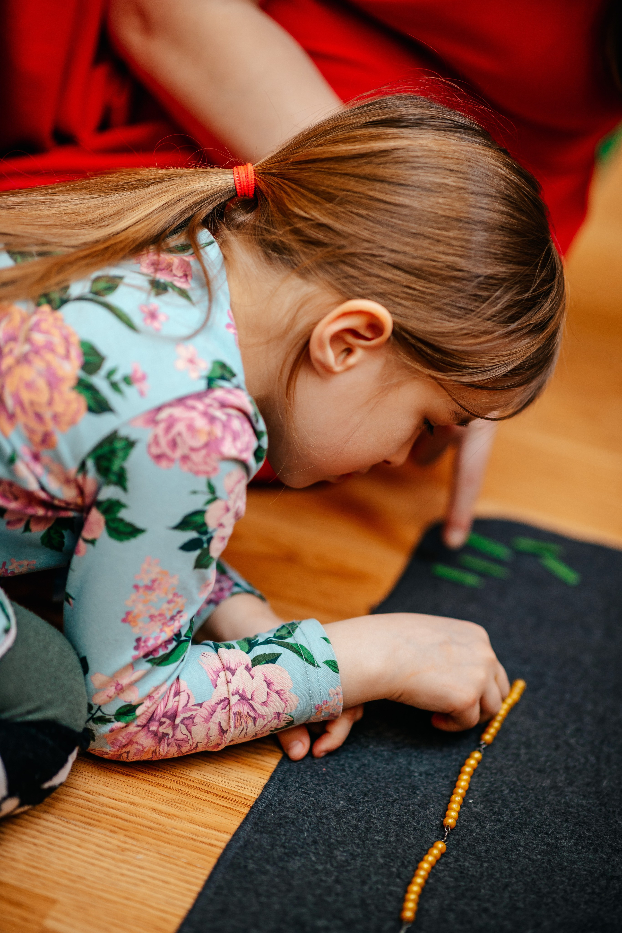8 марта в Монтессори-саду. Семейный lifestyle фотограф в Санкт-Петербурге Людмила Пахомова