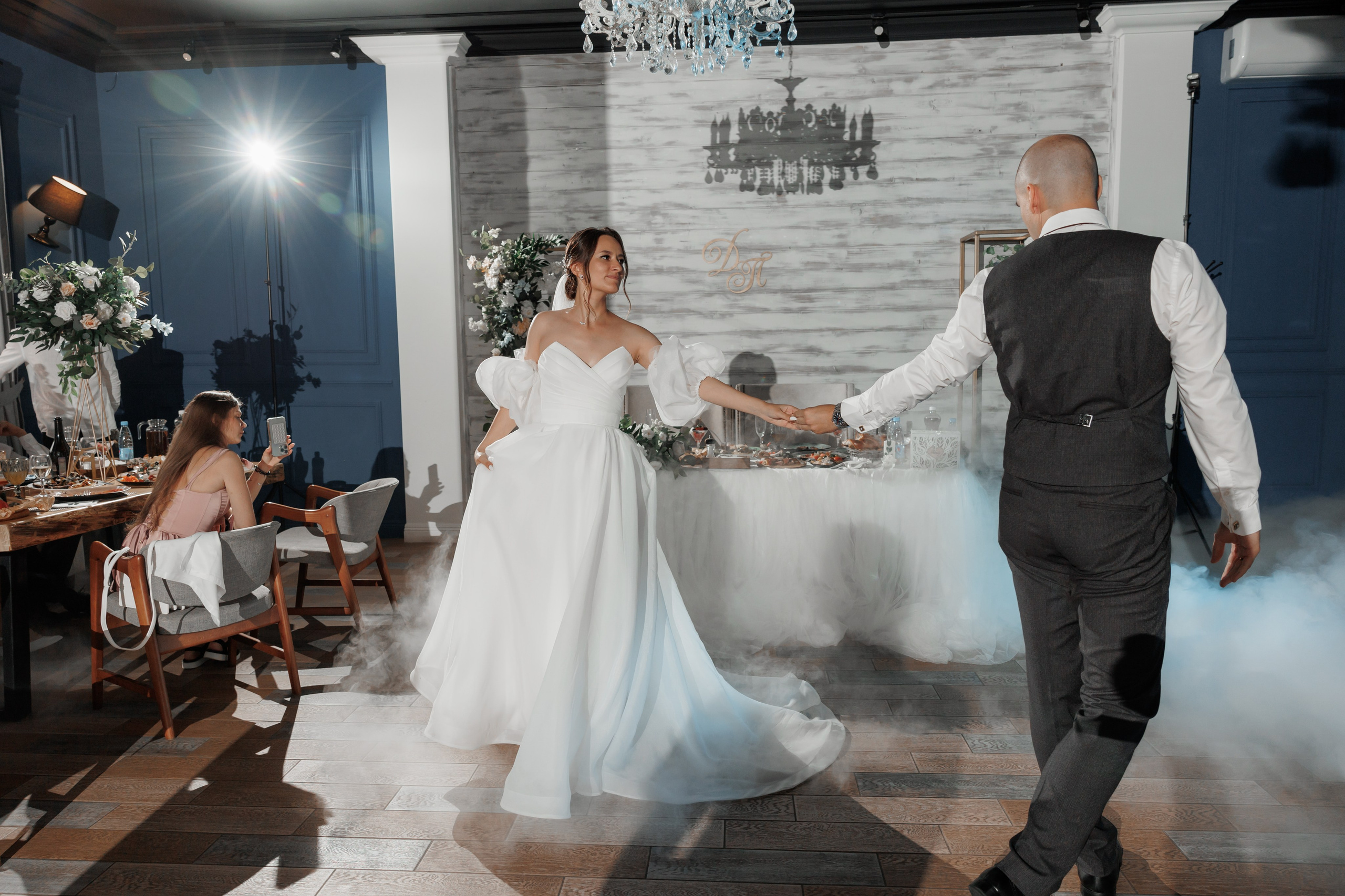 Полина и Дмитрий, загородный клуб «Барин», ЗАГС в г. Пушкино. Свадебный и репортажный фотограф (Москва, Королев и другие)