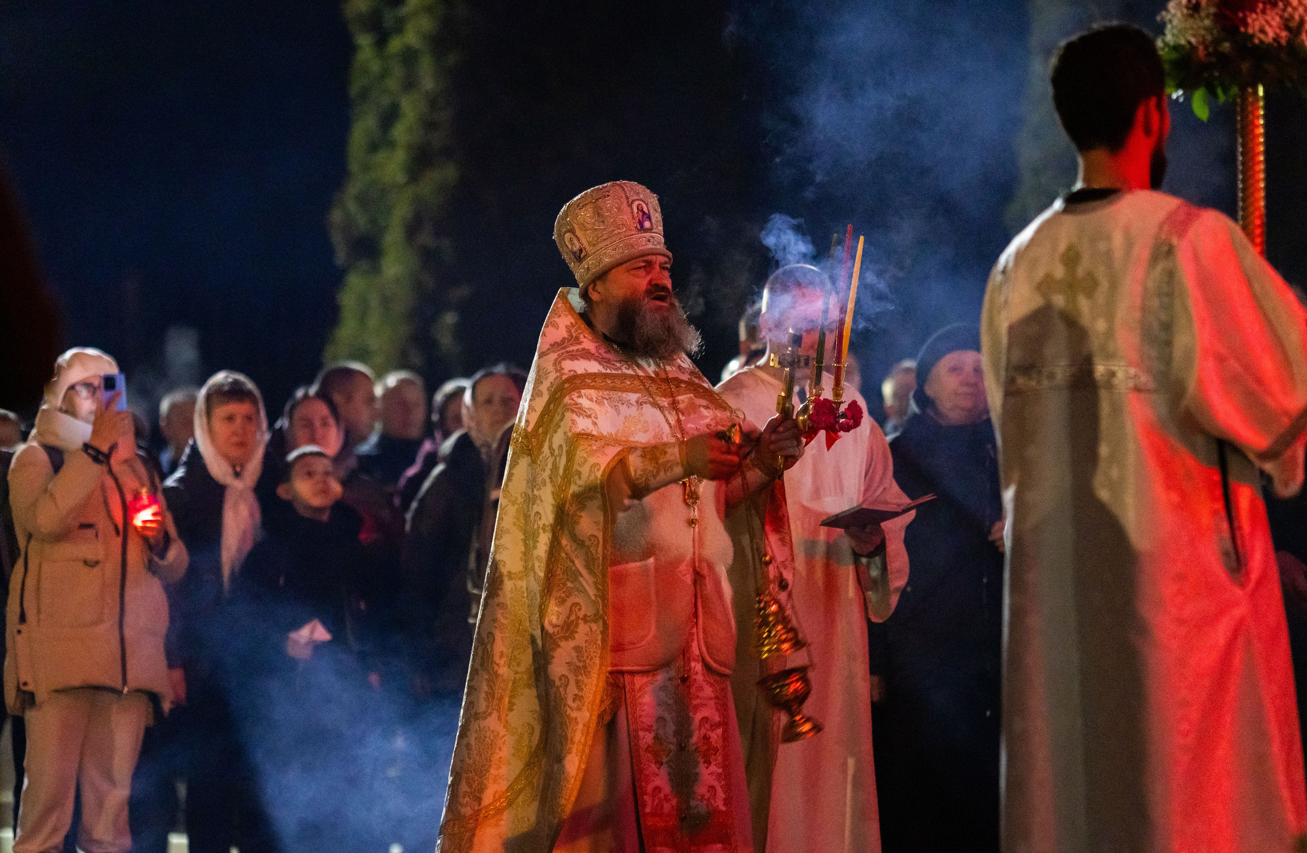 Пасха Воскресенский храм с Ашитково. Семейный и детский фотограф Анна Петракова