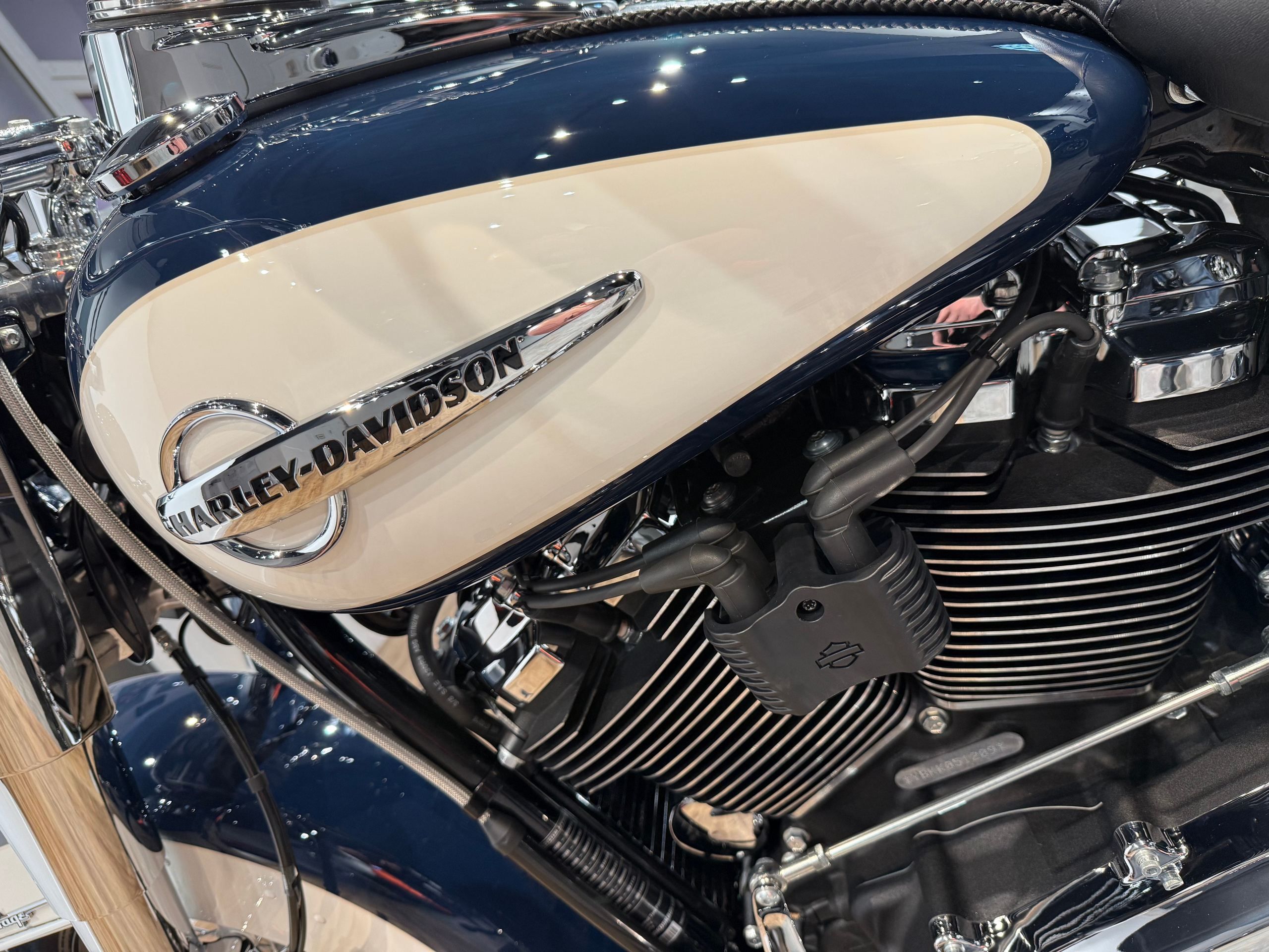 114 Heritage NEW (Billiard Blue & White). Hello Davidson, Москва. Только хорошие мотоциклы…