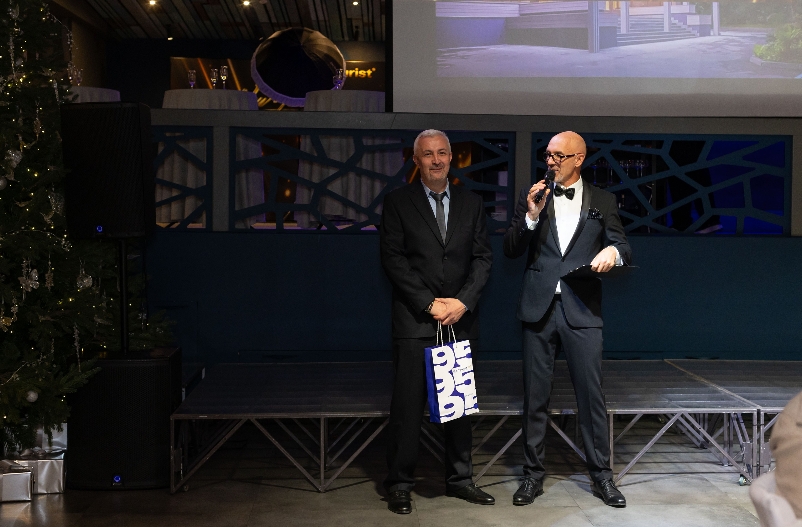 Корпоратив ресторан Времена года Москва. Семейный и детский фотограф Анна Петракова