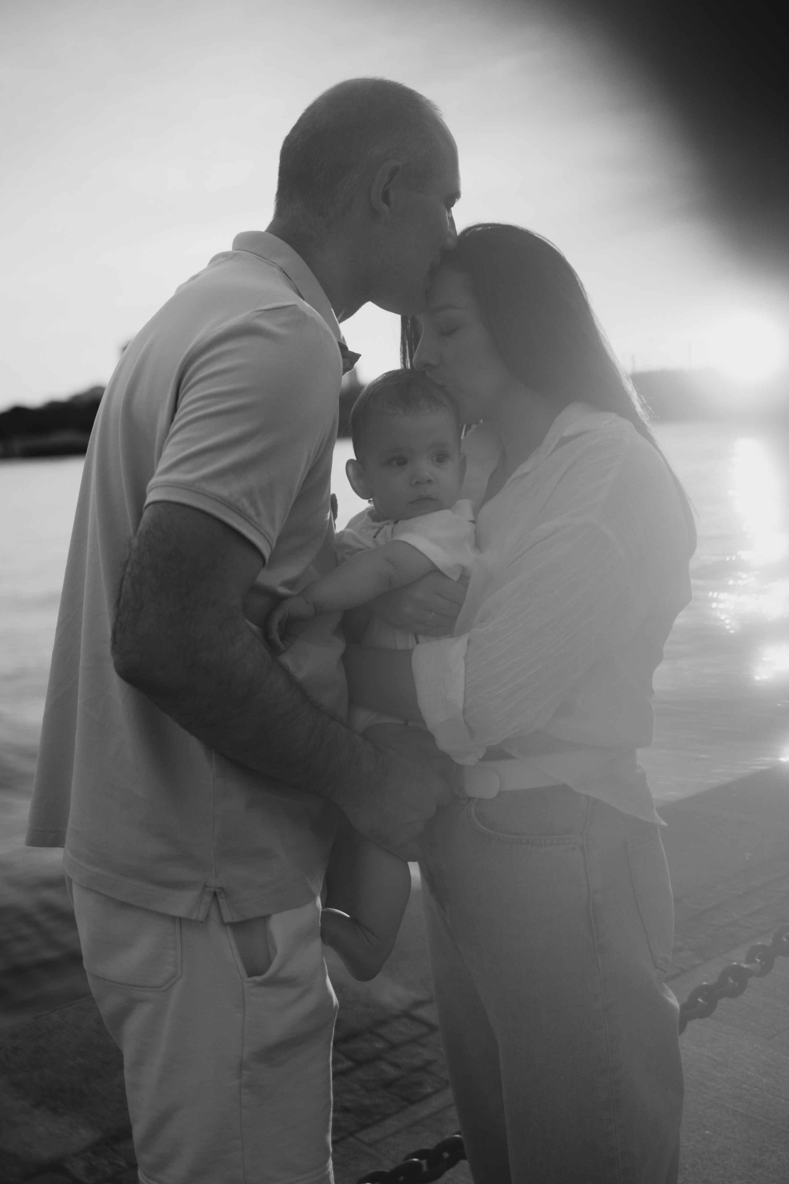 Прогулочная семейная фотосессия на Речном вокзале. Семейный фотограф в Москве и Люберцах Юлия Гуськова