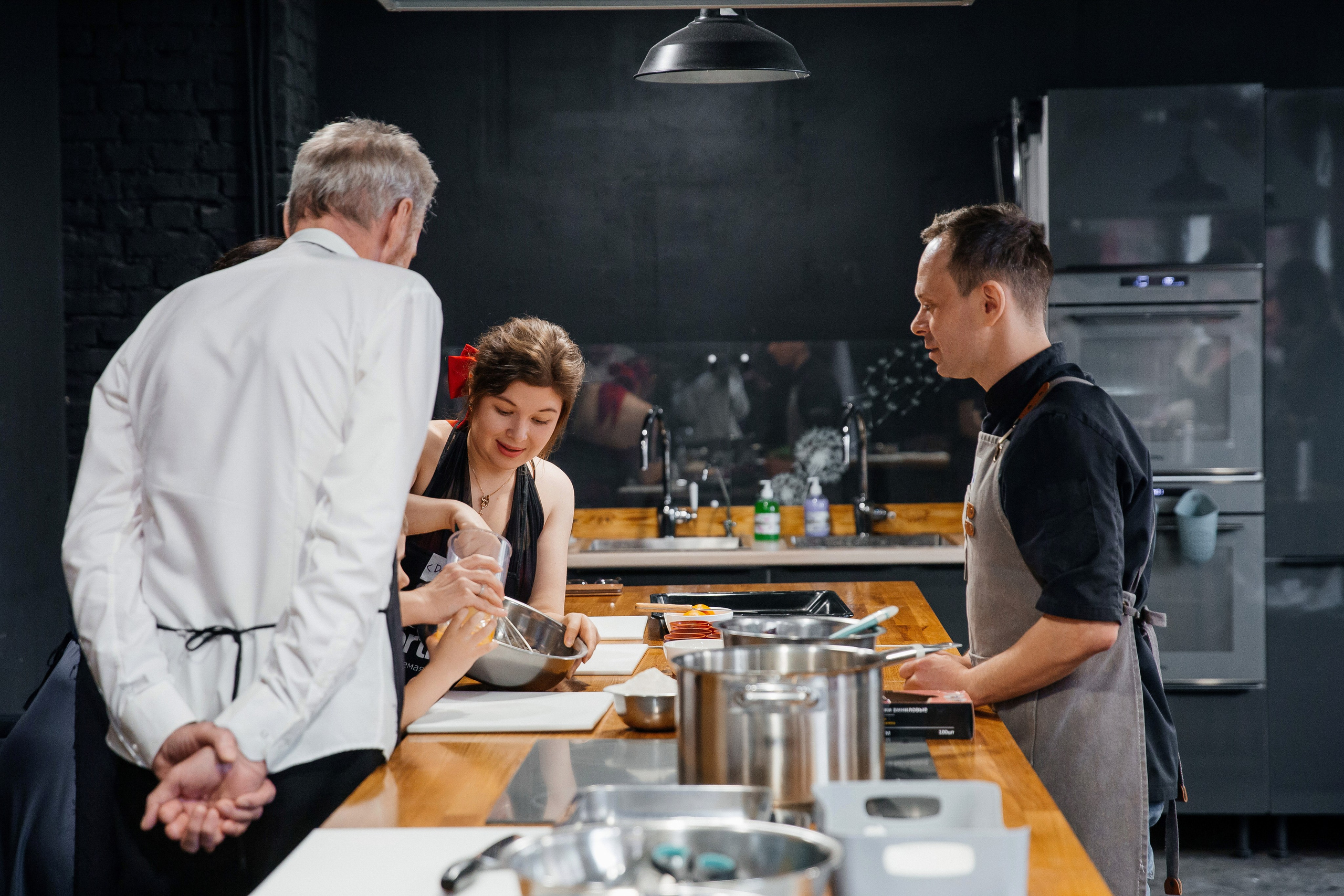 Первый ЗАГС и Фотосессия на Витебском в апреле. Свадебный фотограф в Санкт-Петербурге Вика Стукачева