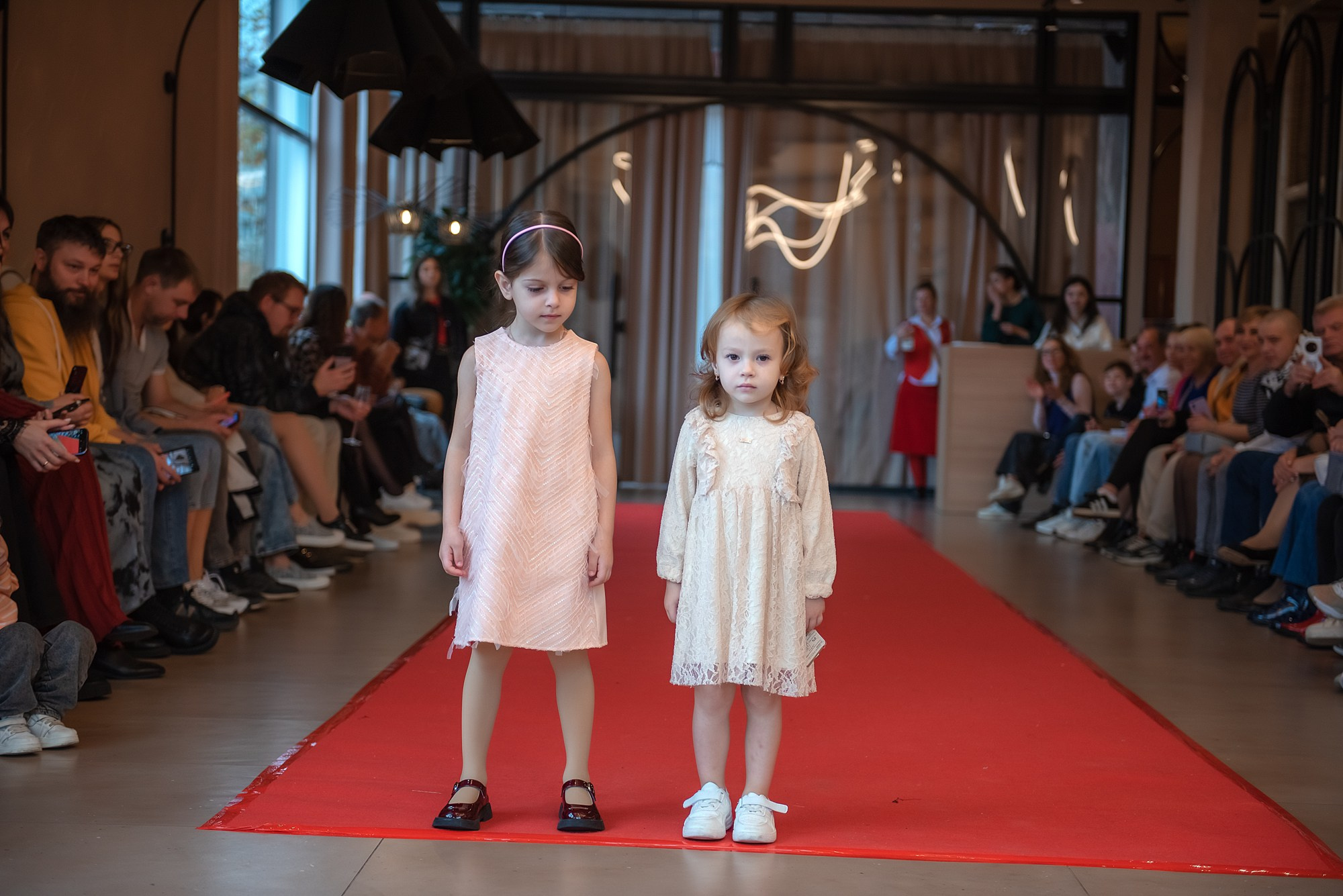 HAPPYkids дефиле в день мамы. Семейный и коммерческий фотограф в Сочи Александр Бодунов