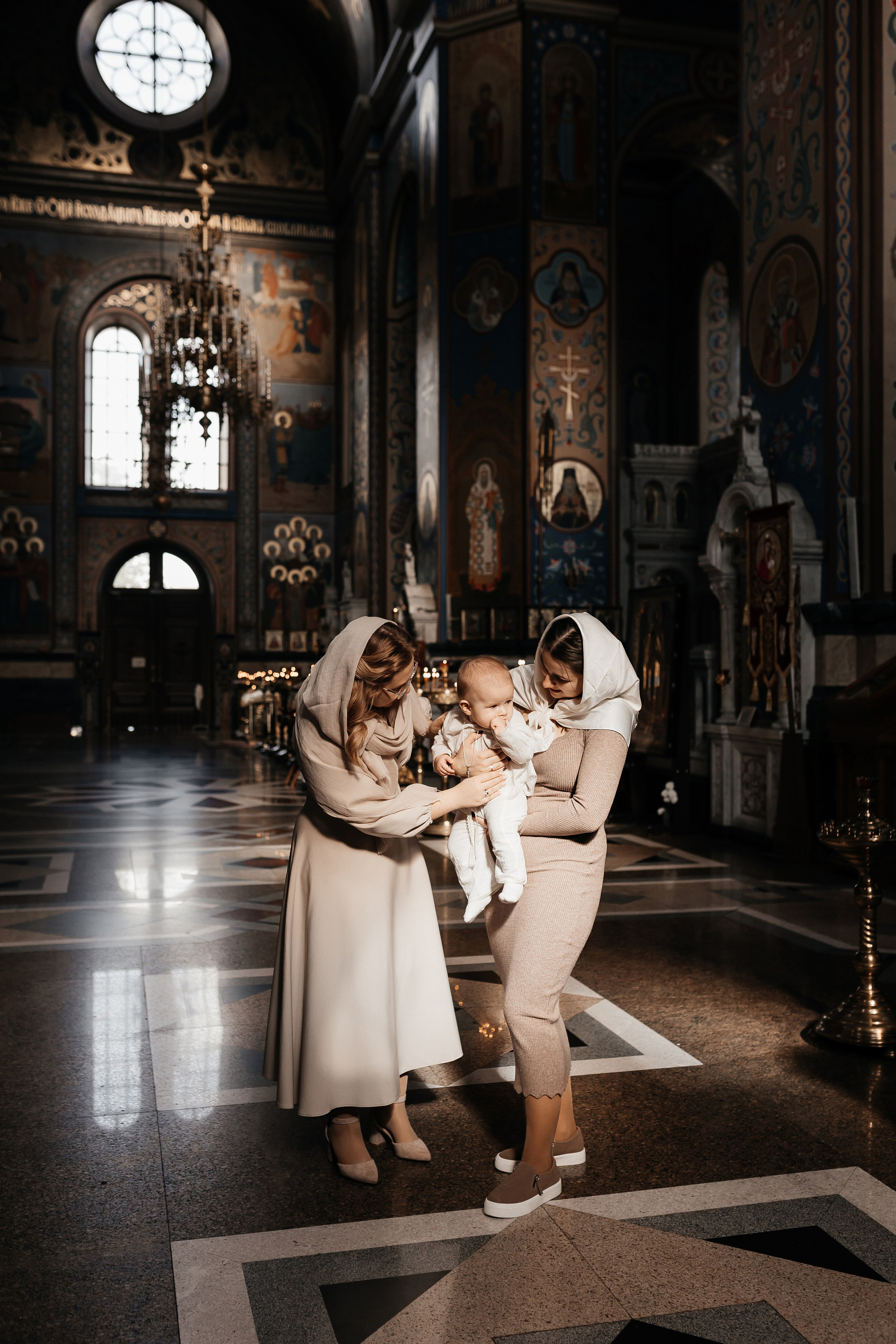 Ваш фотограф на Таинство Крещения и Венчания Морева Яна Краснодар. Семейный фотограф в Краснодаре Яна Морева