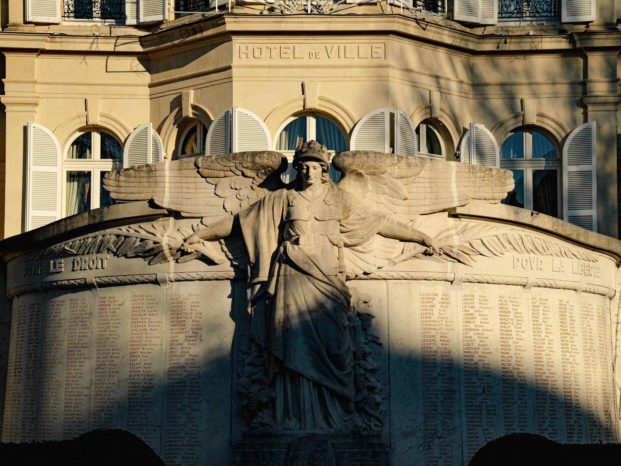 Champagne 2025. Фотограф в Крыму Алевтина Швец