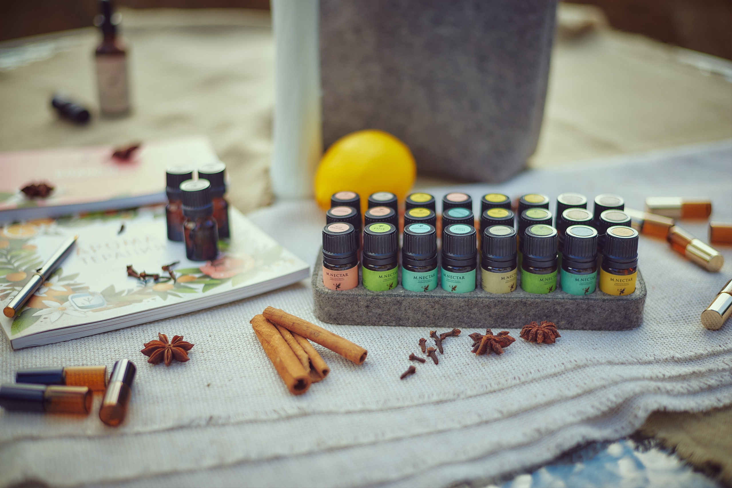 Рекламные фото вашего товара или услуги.