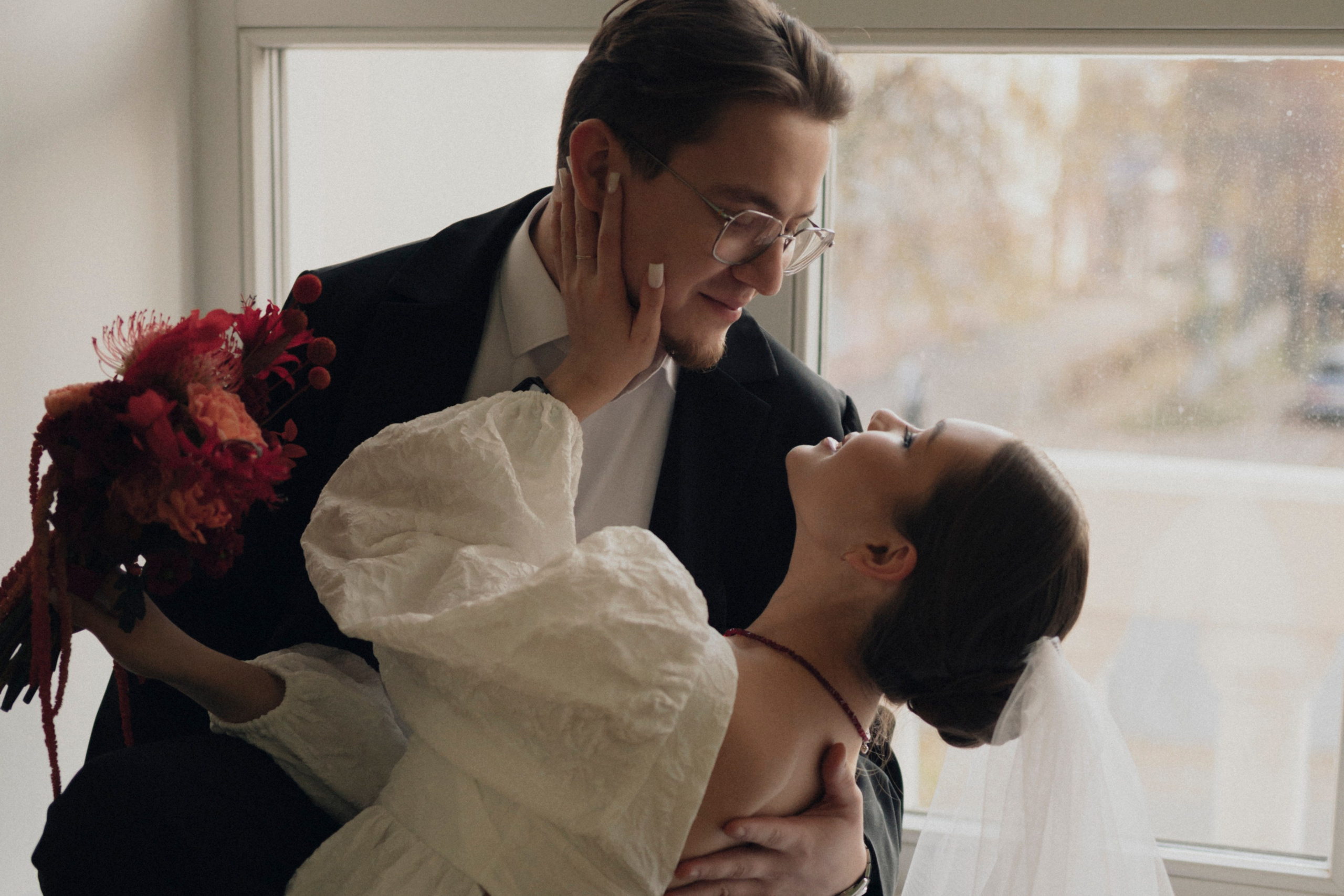 Свадебный и семейный фотограф в Йошкар-Оле, Питере и Казани Александра Богинич