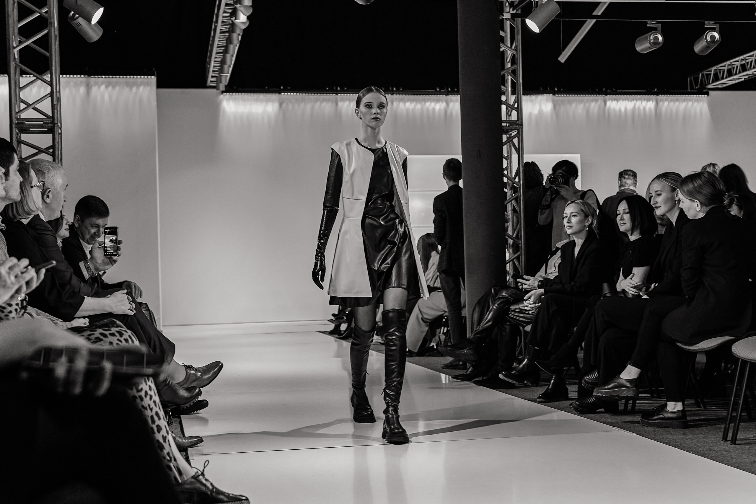 EKBFW. Фотограф Event | Портрет | Реклама. Екатеринбург→Москва→Санкт-Петербург | Александр Братилов