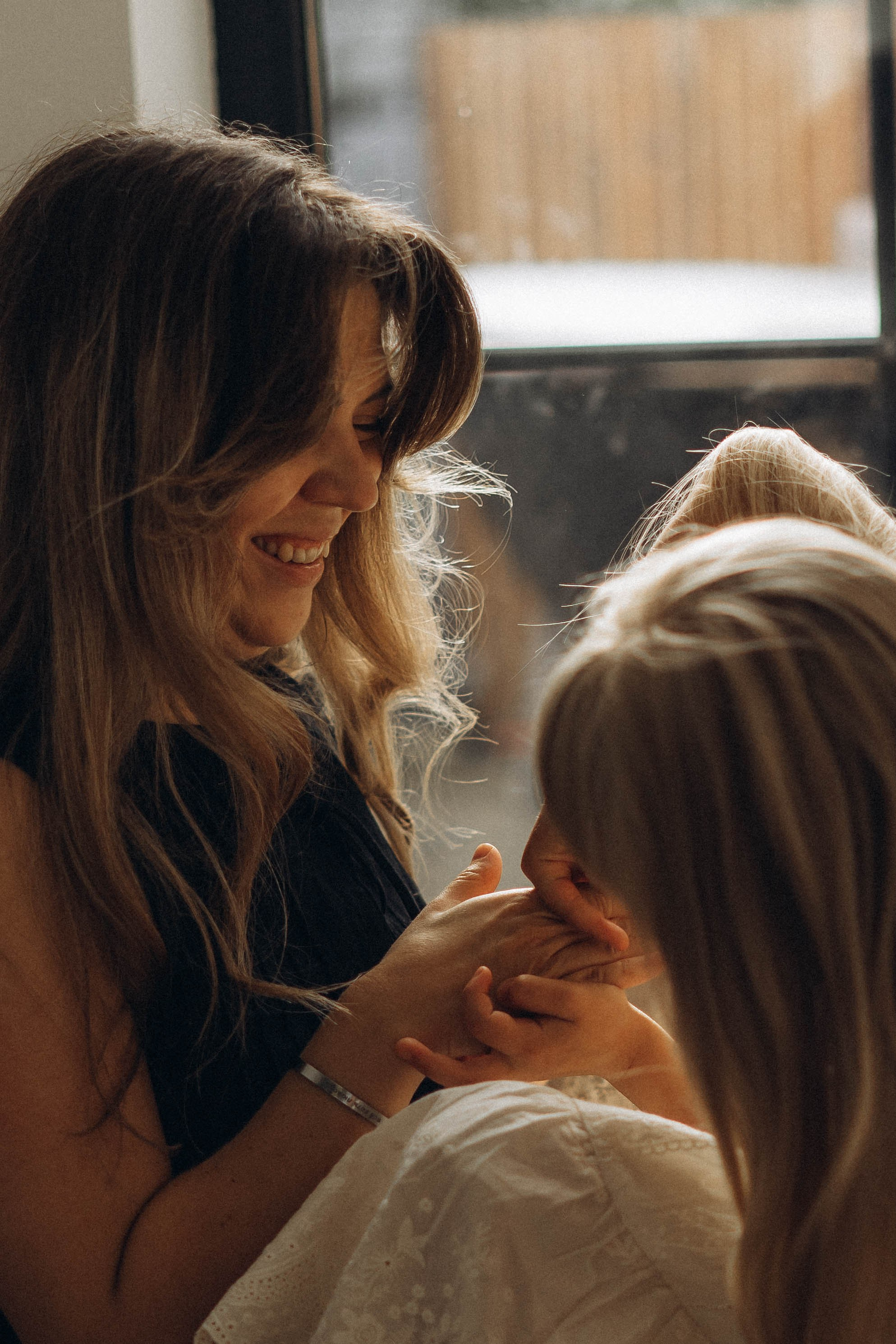 Фотосессия домашняя мама и дочка. Фотограф Екатеринбург Кокшарова Александра