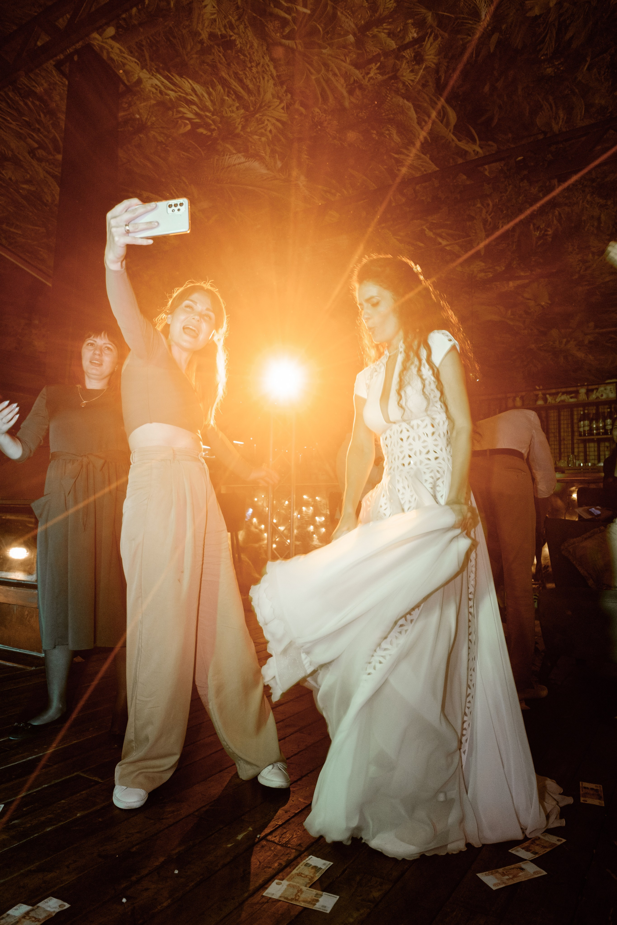 Кот и Дракон. Свадебный Видеограф Фотограф в Сочи