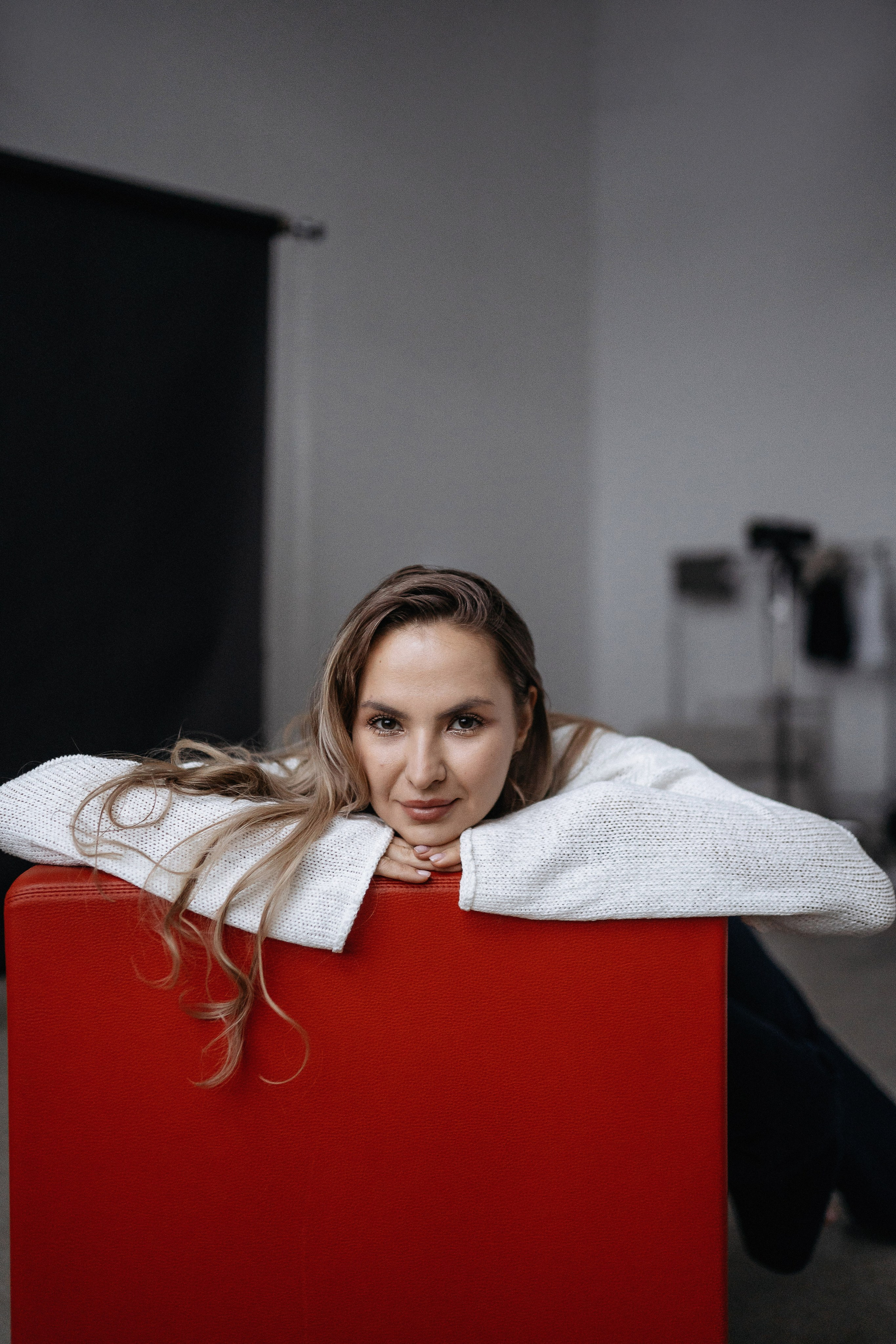 Марина в студии. Портретный фотограф в Москве Ольга Акушко