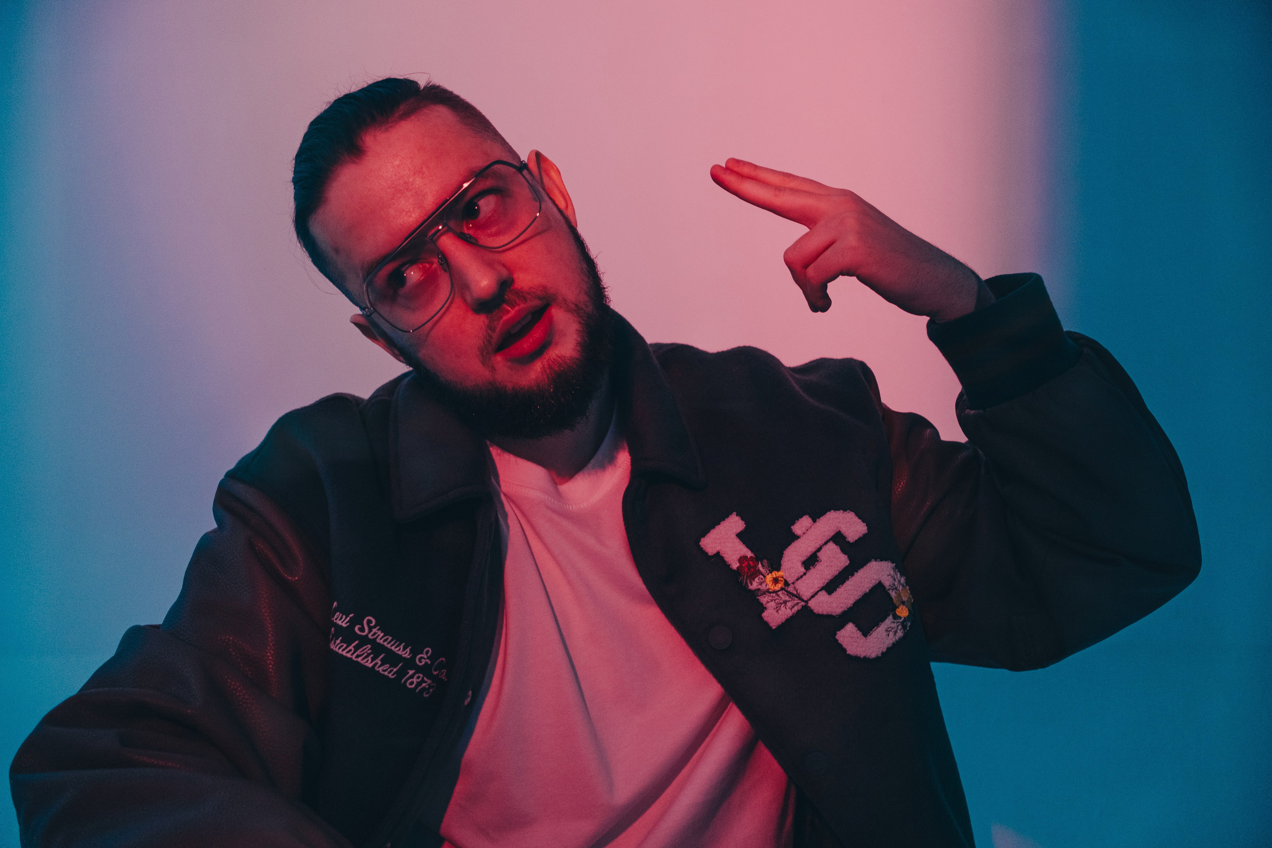 Студийная с цветным светом. Фотограф в Иркутске Анна Мирошникова